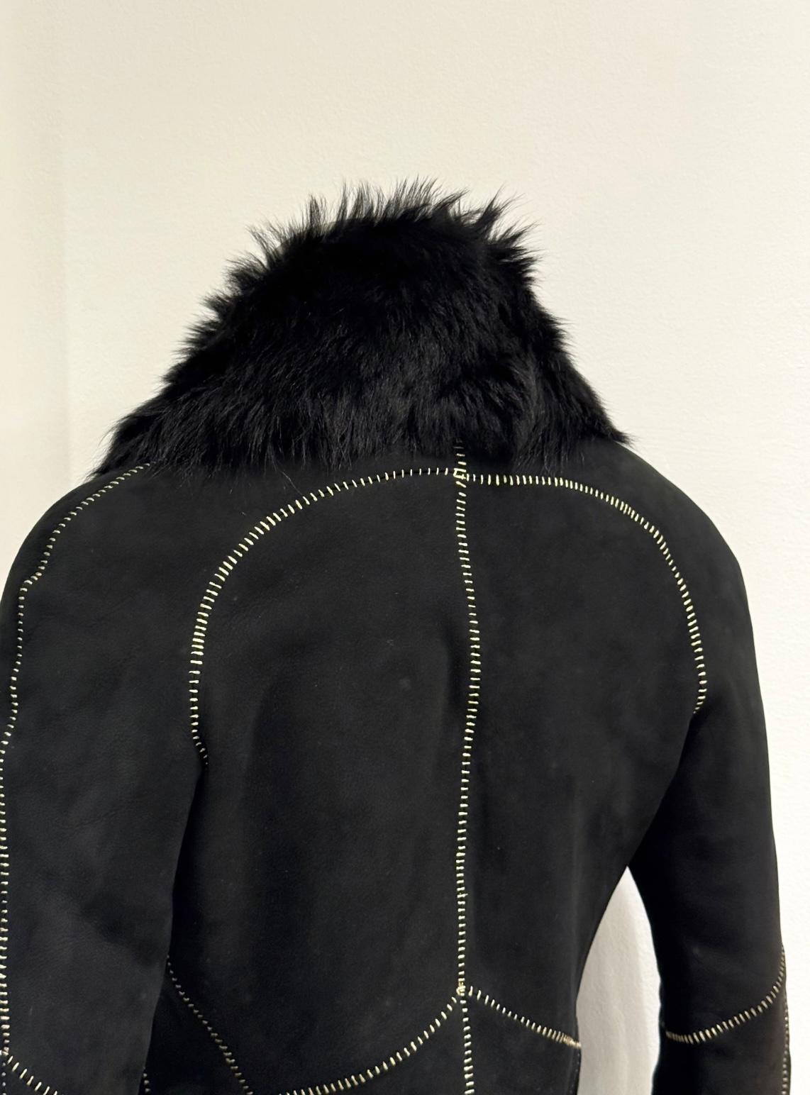 Black 2002 Roberto Cavalli - Veste ajustée en shearling avec col en fourrure véritable en vente