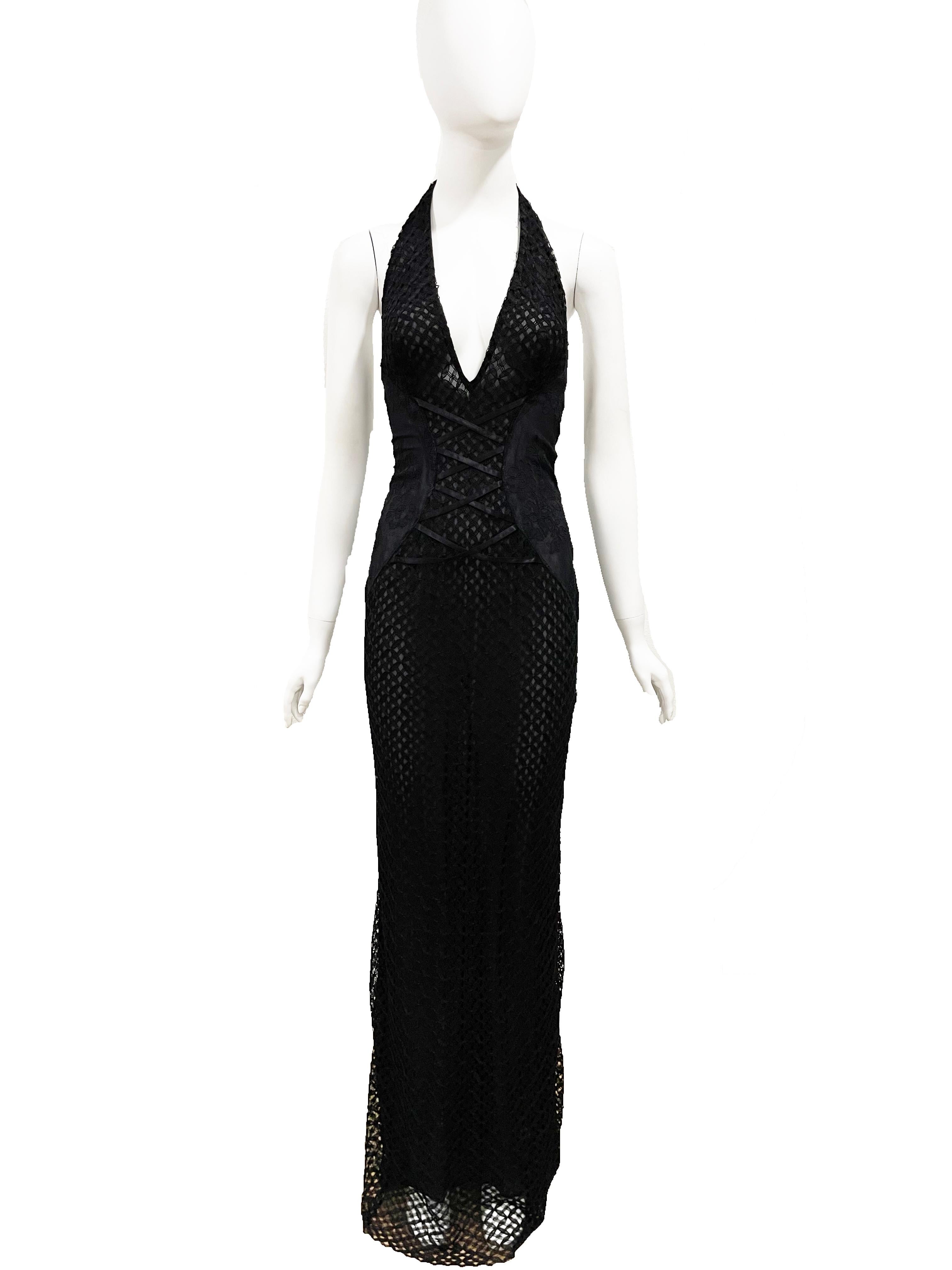 2002 S/S GIANNI VERSACE Semi Sheer Black Halter Gown

Cotton & Silk fabric
Condition: Very good
Made in Italy
sz S 