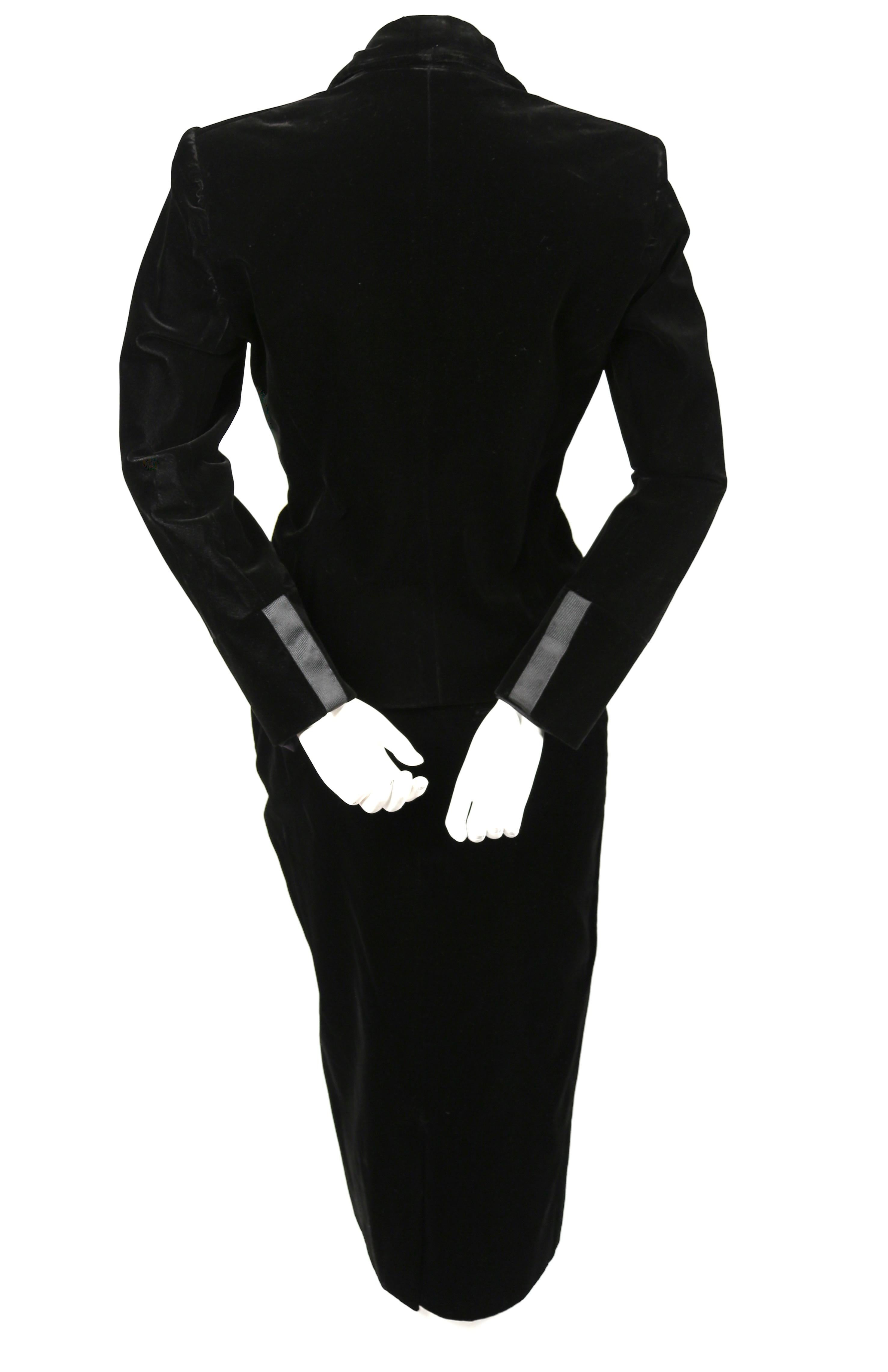 2002 TOM FORD for YVES SAINT LAURENT black velvet runway skirt suit In Good Condition In San Fransisco, CA