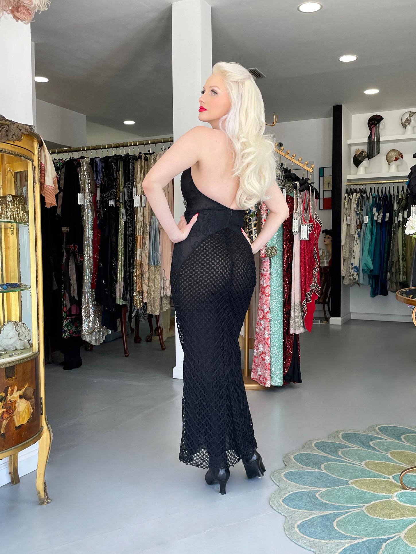 2002 Versace Couture Black Semi-Sheer Lace & Silk Fishnet Halter Hourglass Gown For Sale 2