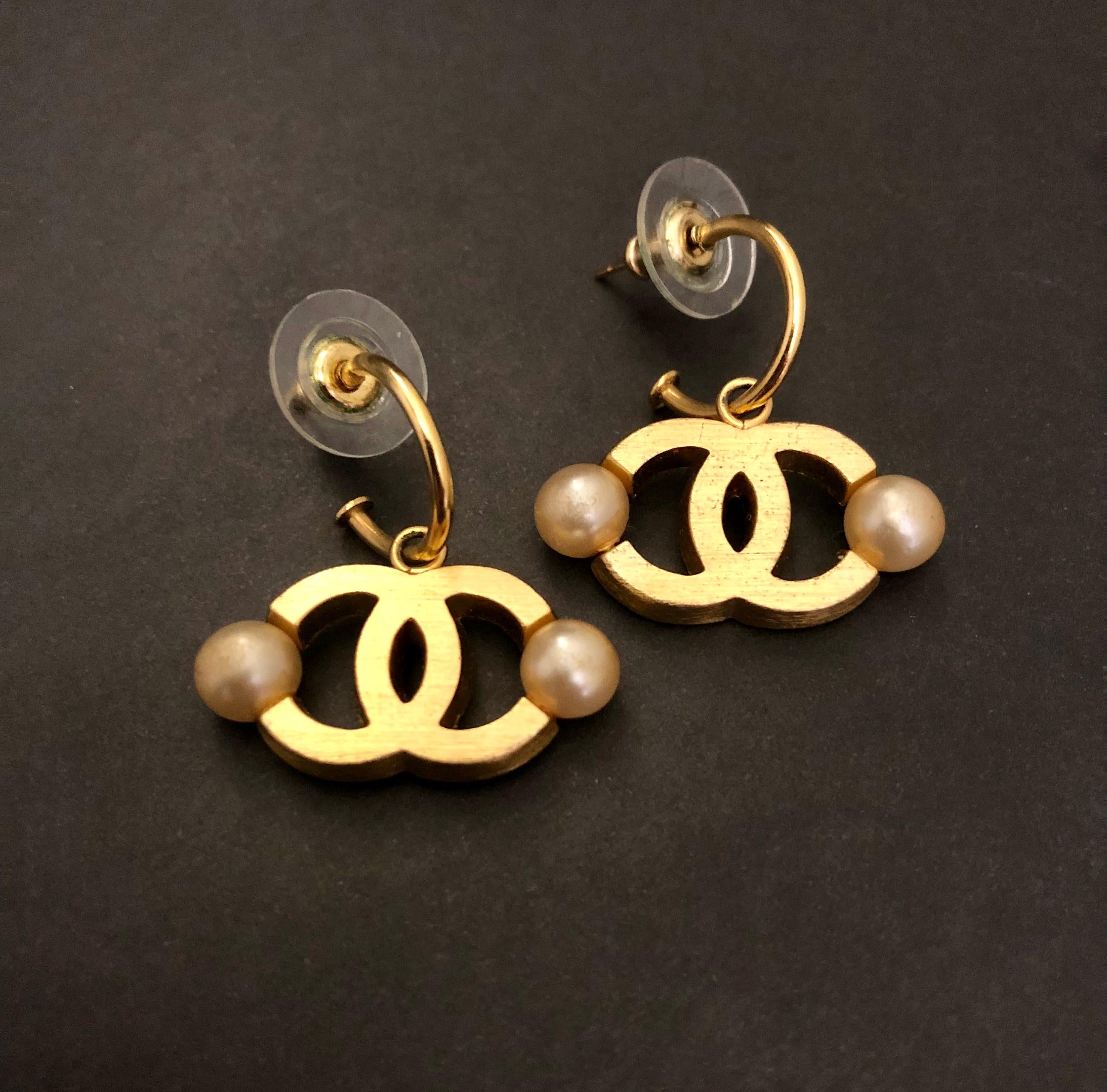 chanel earrings pendant