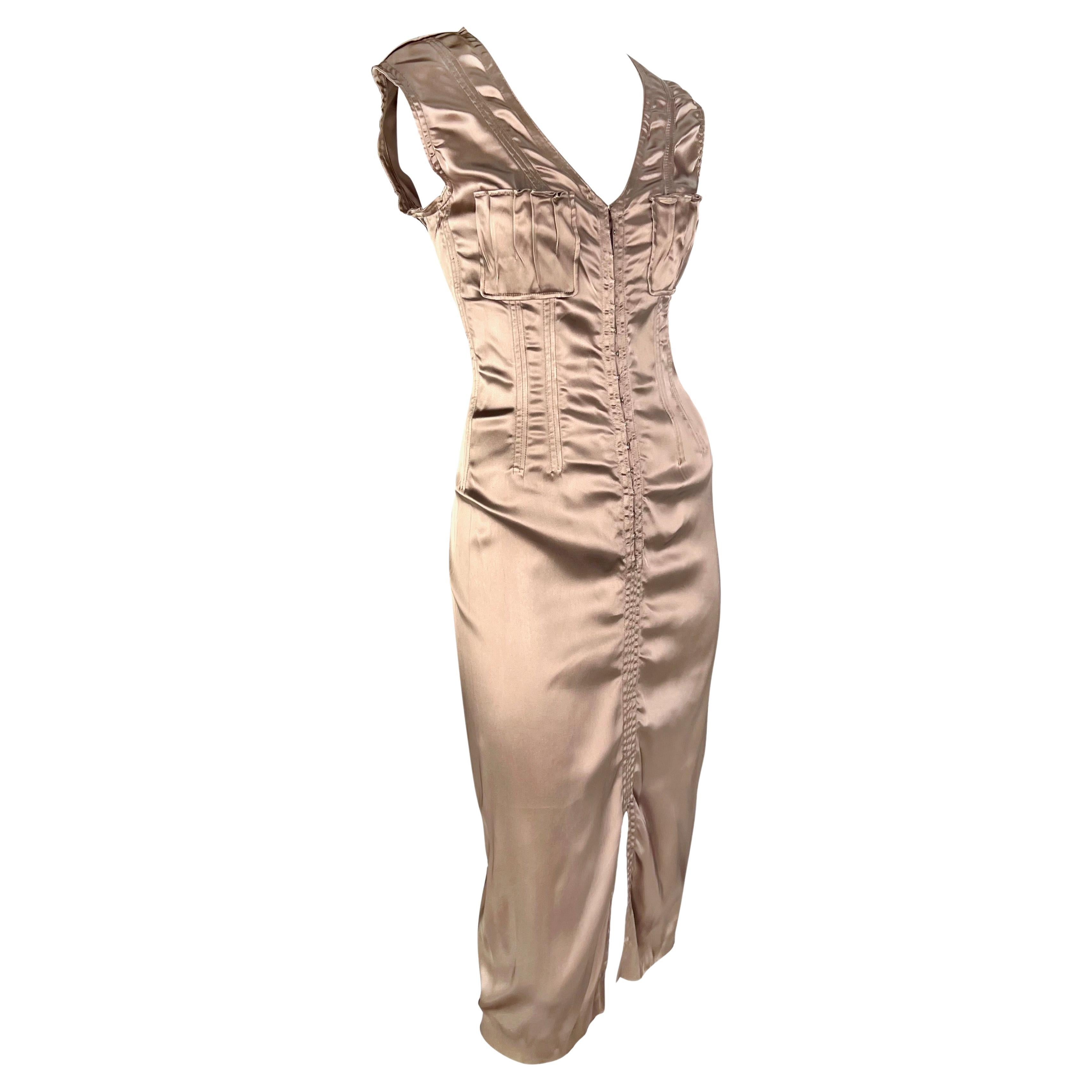 2002 Yves Saint Laurent by Tom Ford Vestido Midi sin Mangas con Paneles de Raso Champán en venta 3