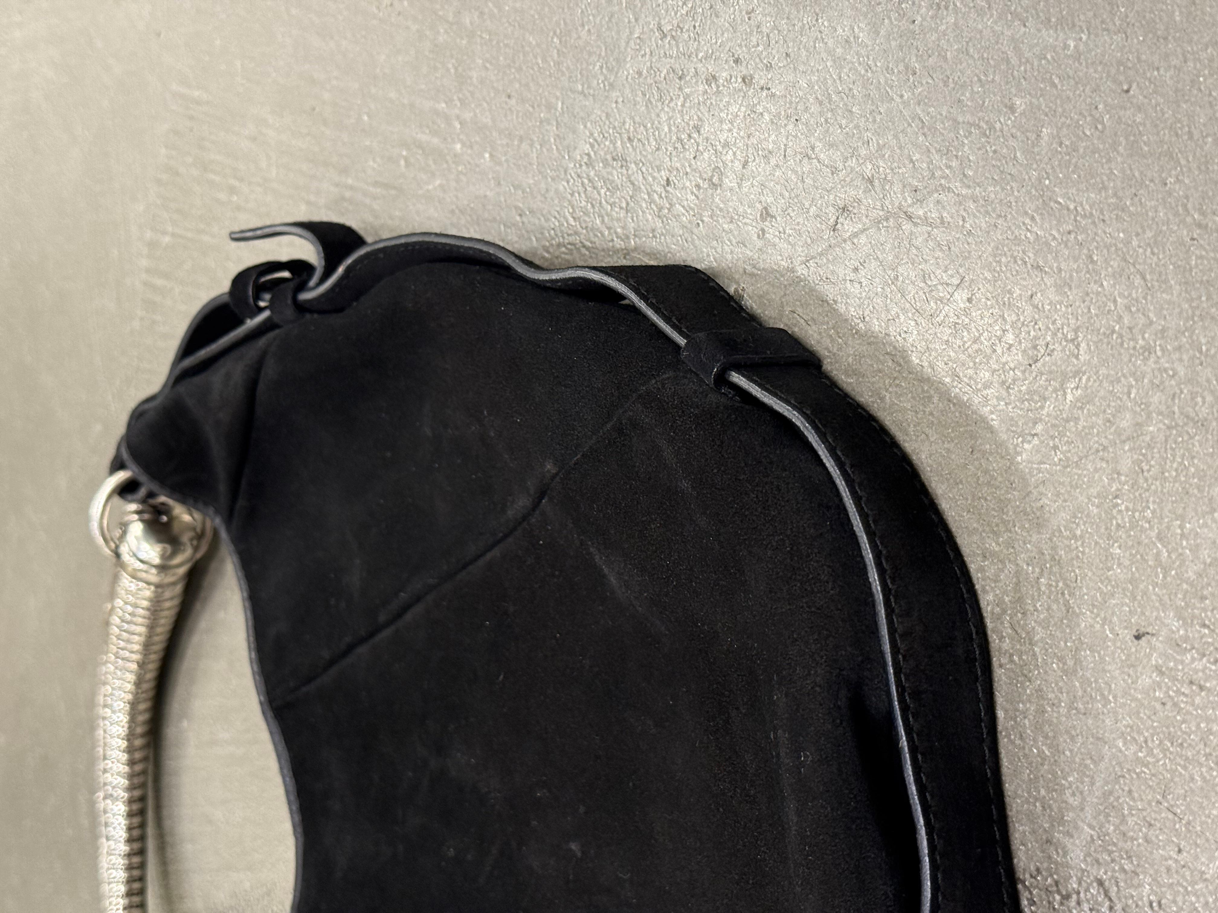 2002 Yves Saint Laurent Mombasa black suede bag en vente 6