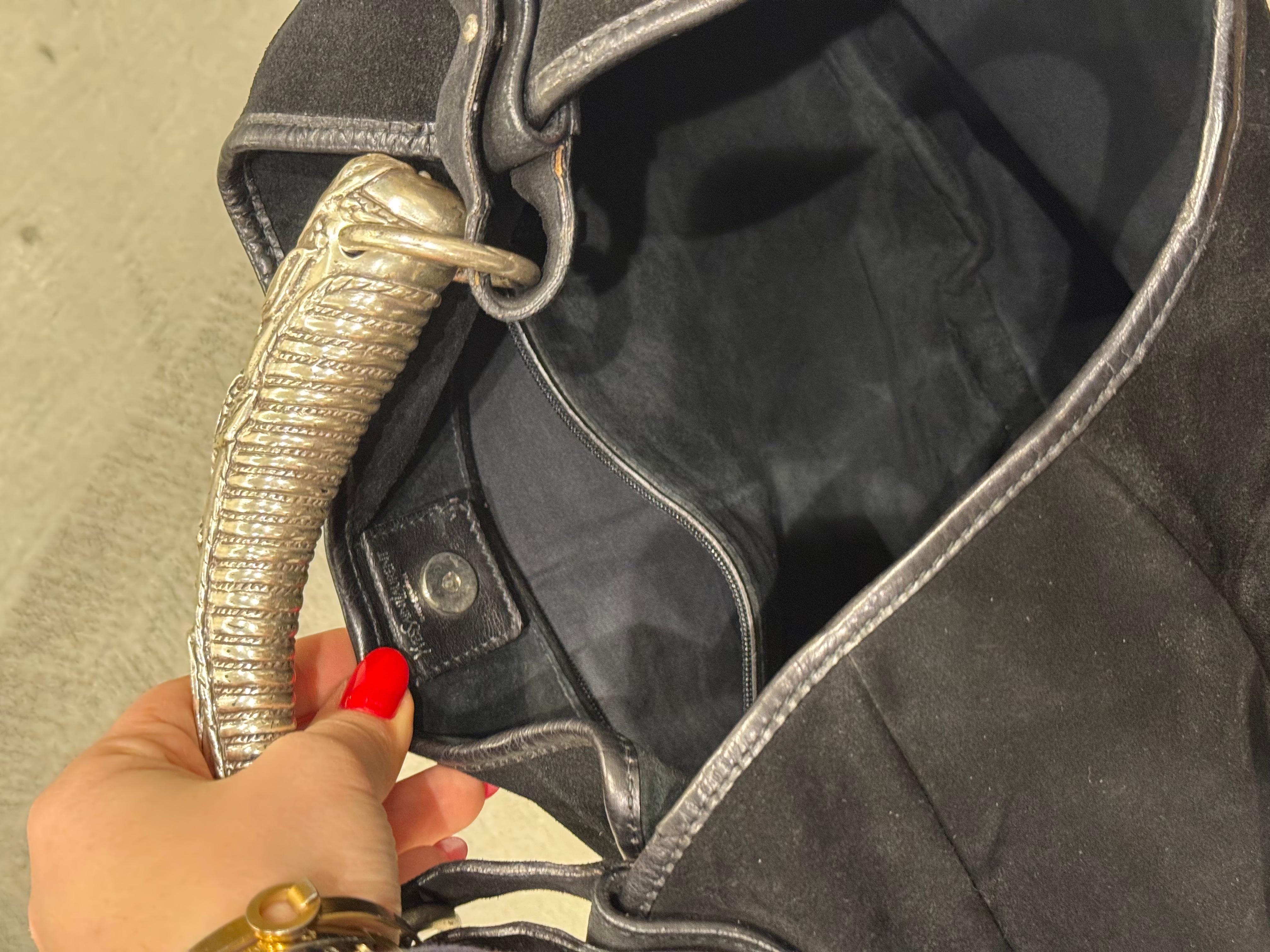 2002 Yves Saint Laurent Mombasa black suede bag en vente 9