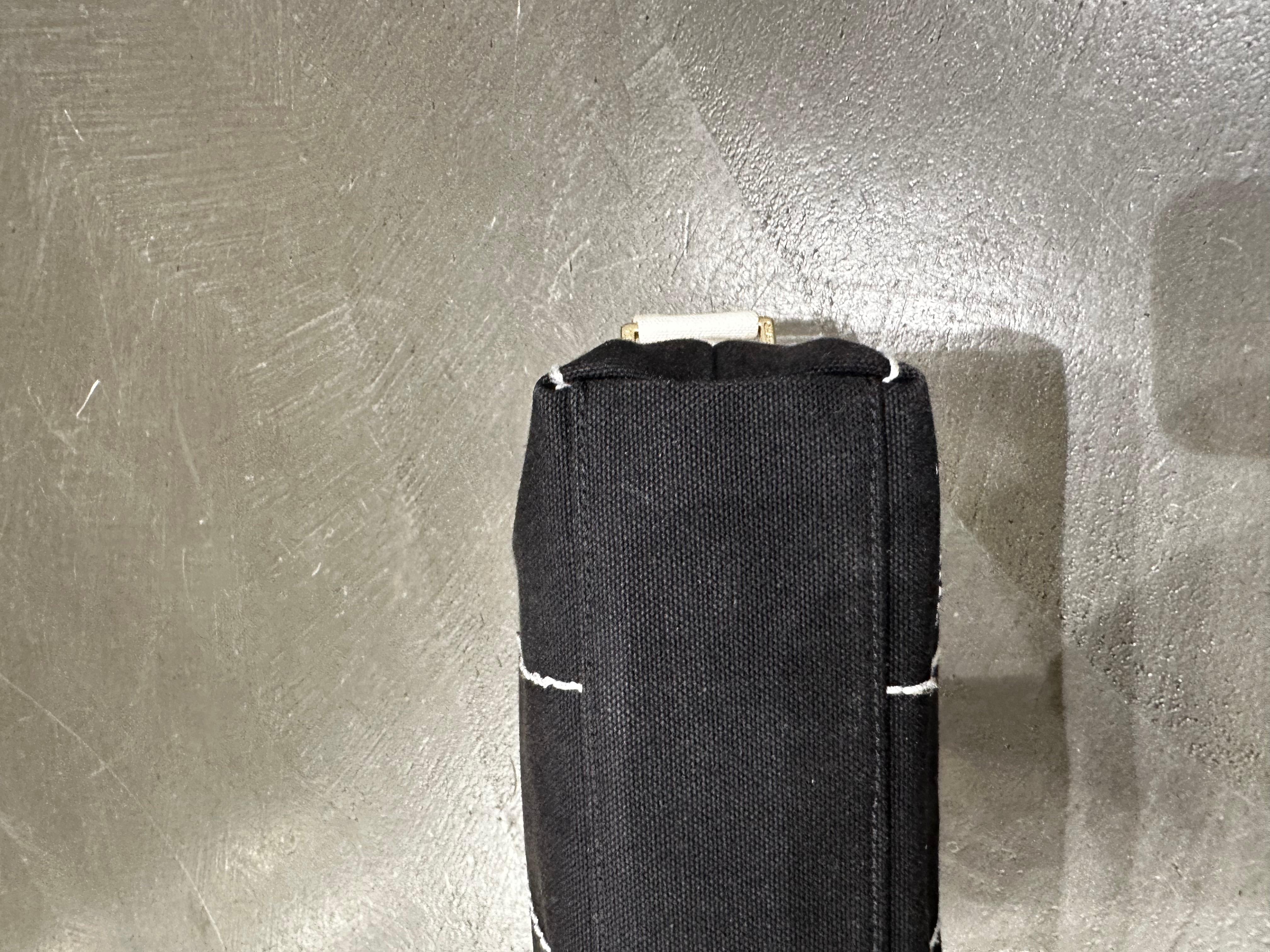 2003-2004 Sac en toile Chanel pour tablette de chocolat. en vente 4