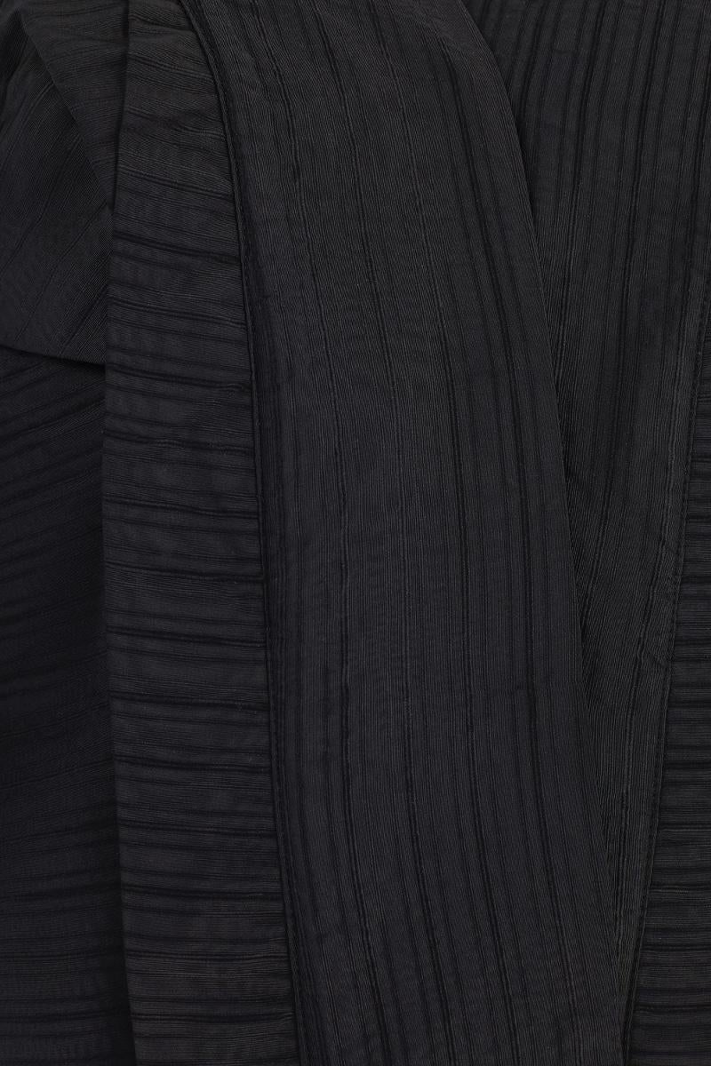 2003 Alexander McQueen - Giacca a kimono in seta nera documentata dalla passerella In condizioni ottime in vendita a London, GB