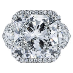 20.03 Carat Radiant Diamond Ring Ring 18K Gold Iconic Presence