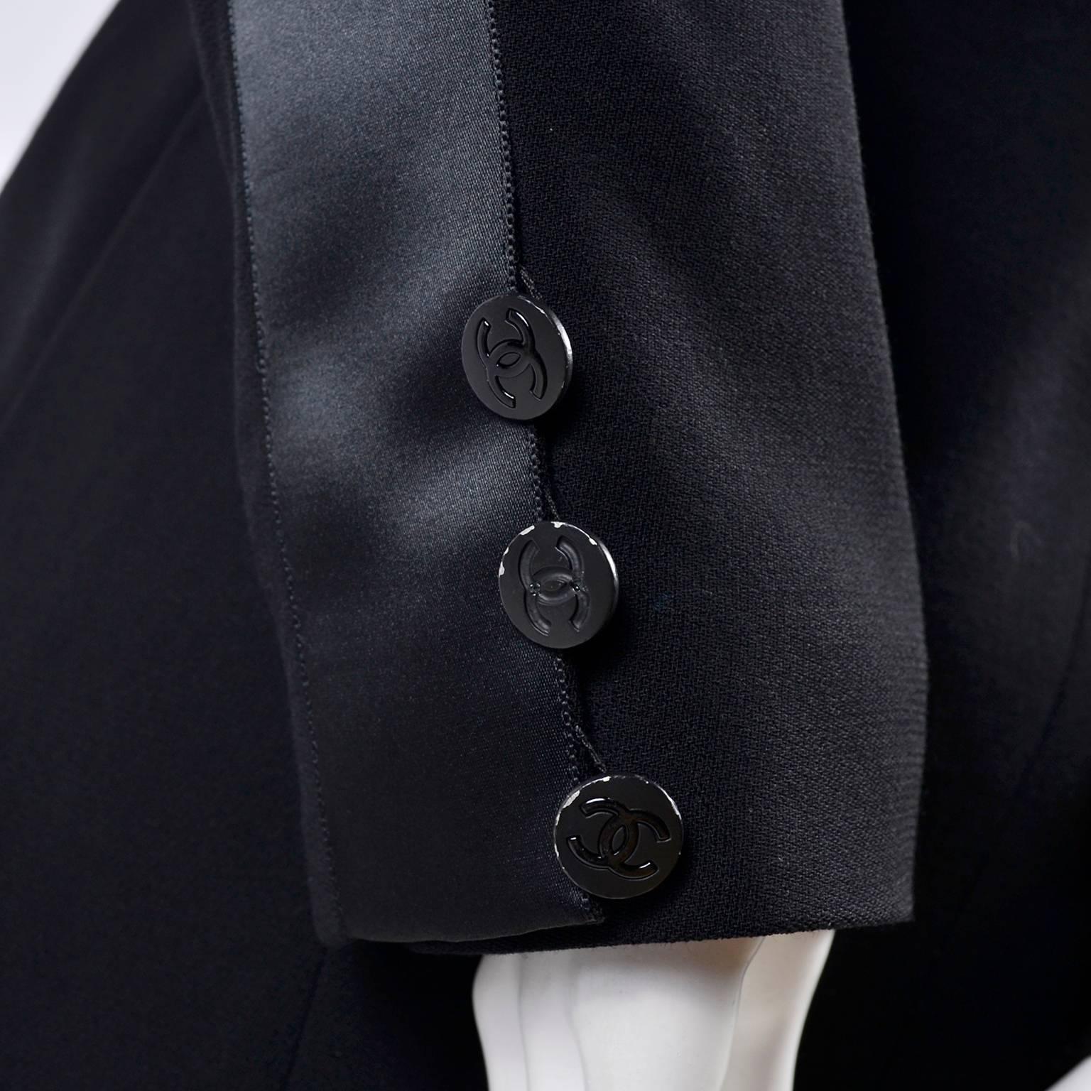 2003 Chanel Jacket Black Wool Blazer W Satin Stripes in Size 38 9