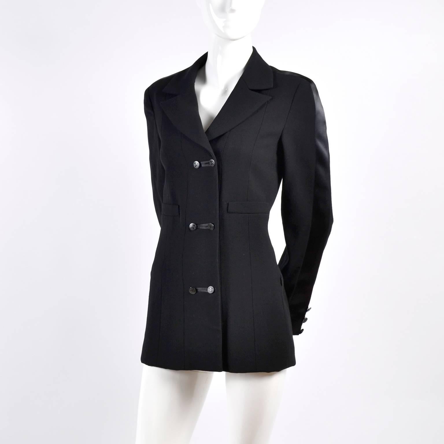 2003 Chanel Jacket Black Wool Blazer W Satin Stripes in Size 38 12