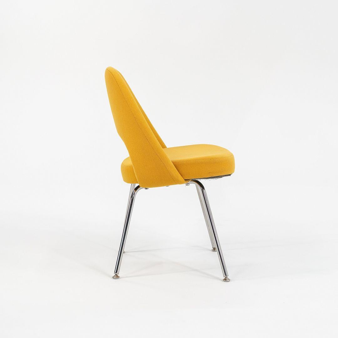 Moderne 2003 Eero Saarinen for Knoll Executive Side Chair in Yellow Fabric, Model 72C en vente