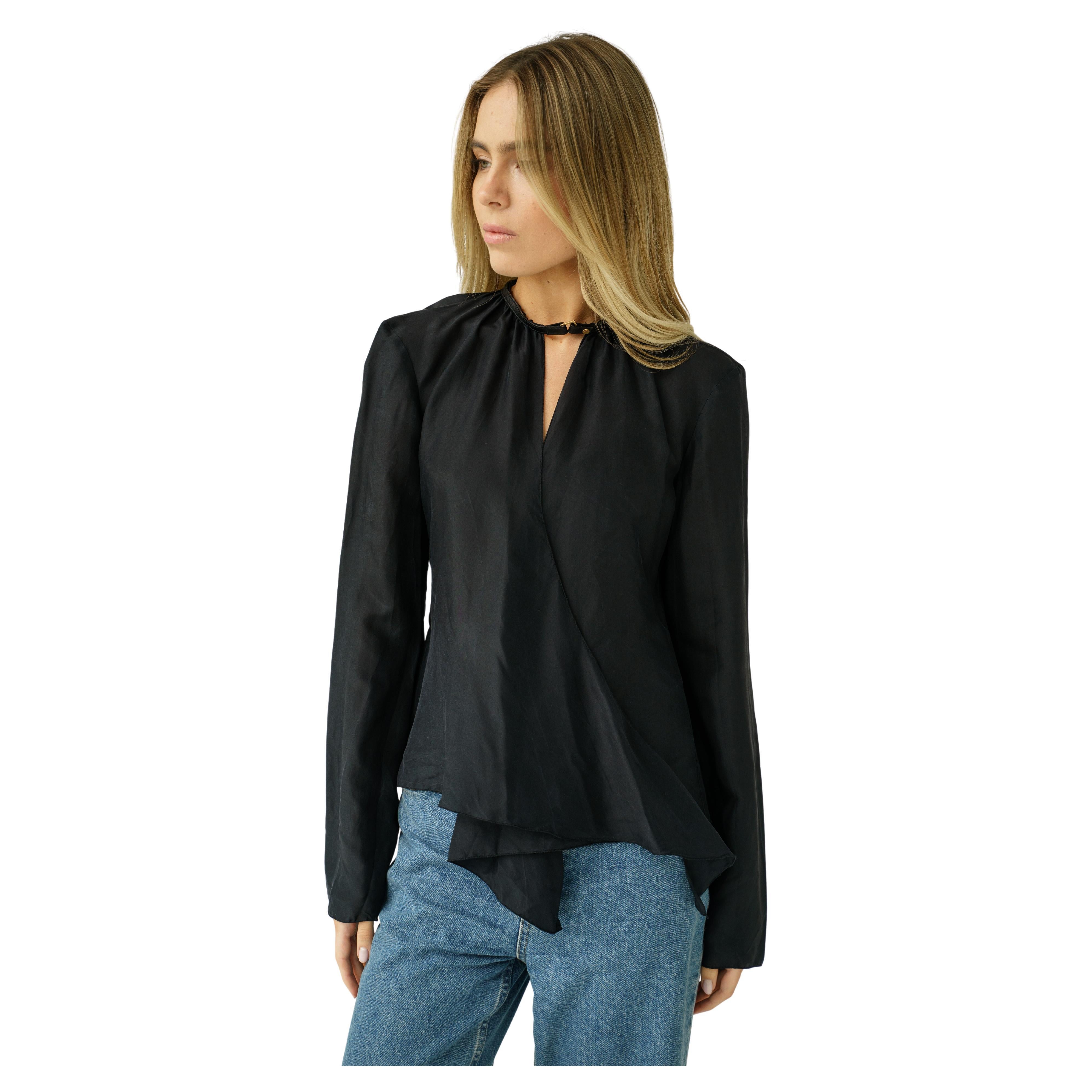 2003 Gucci by Tom Ford Black Silk Shirt / Blouse With a neck strap in vendita