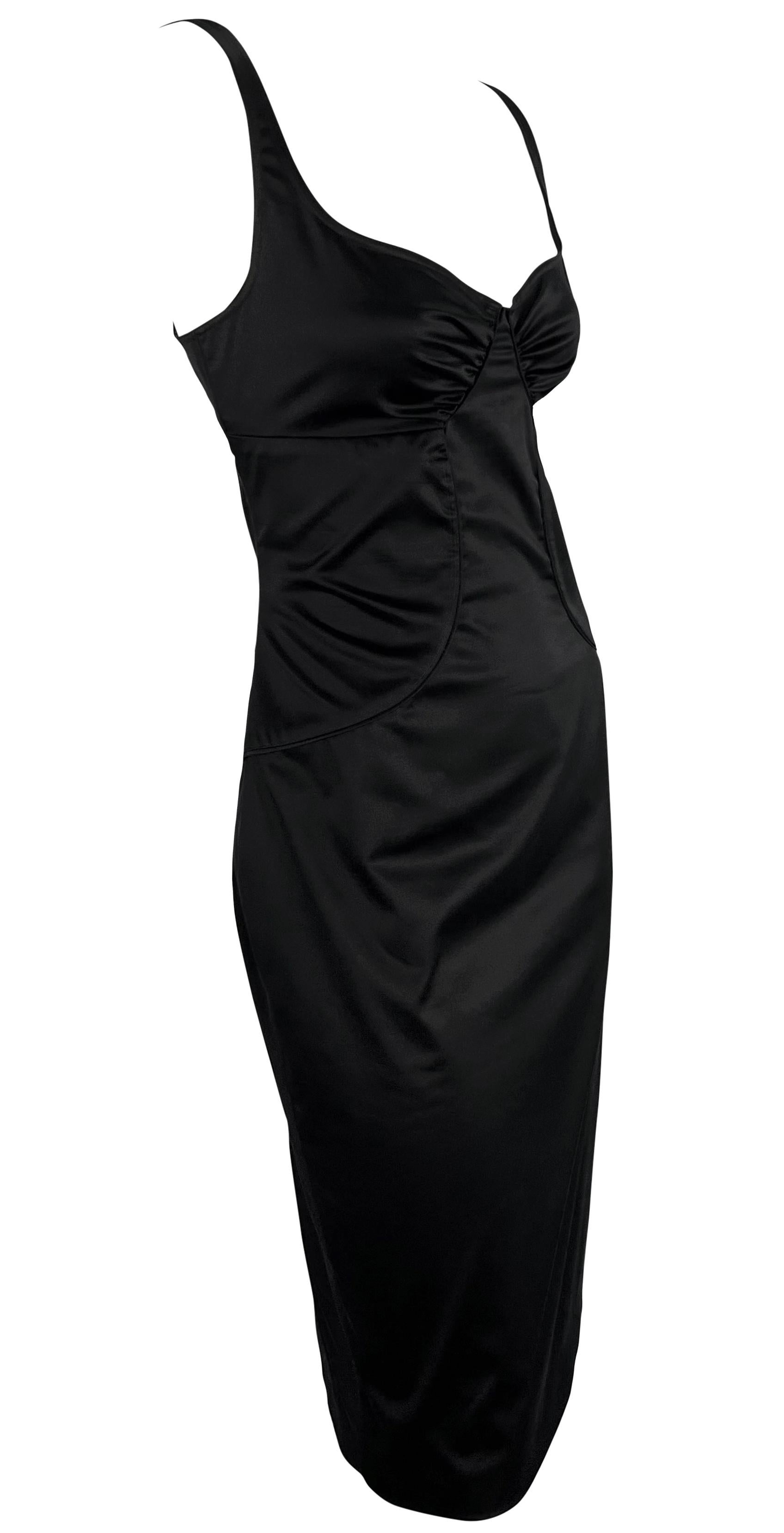 2003 Gucci by Tom Ford Cutout Black Ruched Body Panel Sleeveless Black Dress For Sale 3