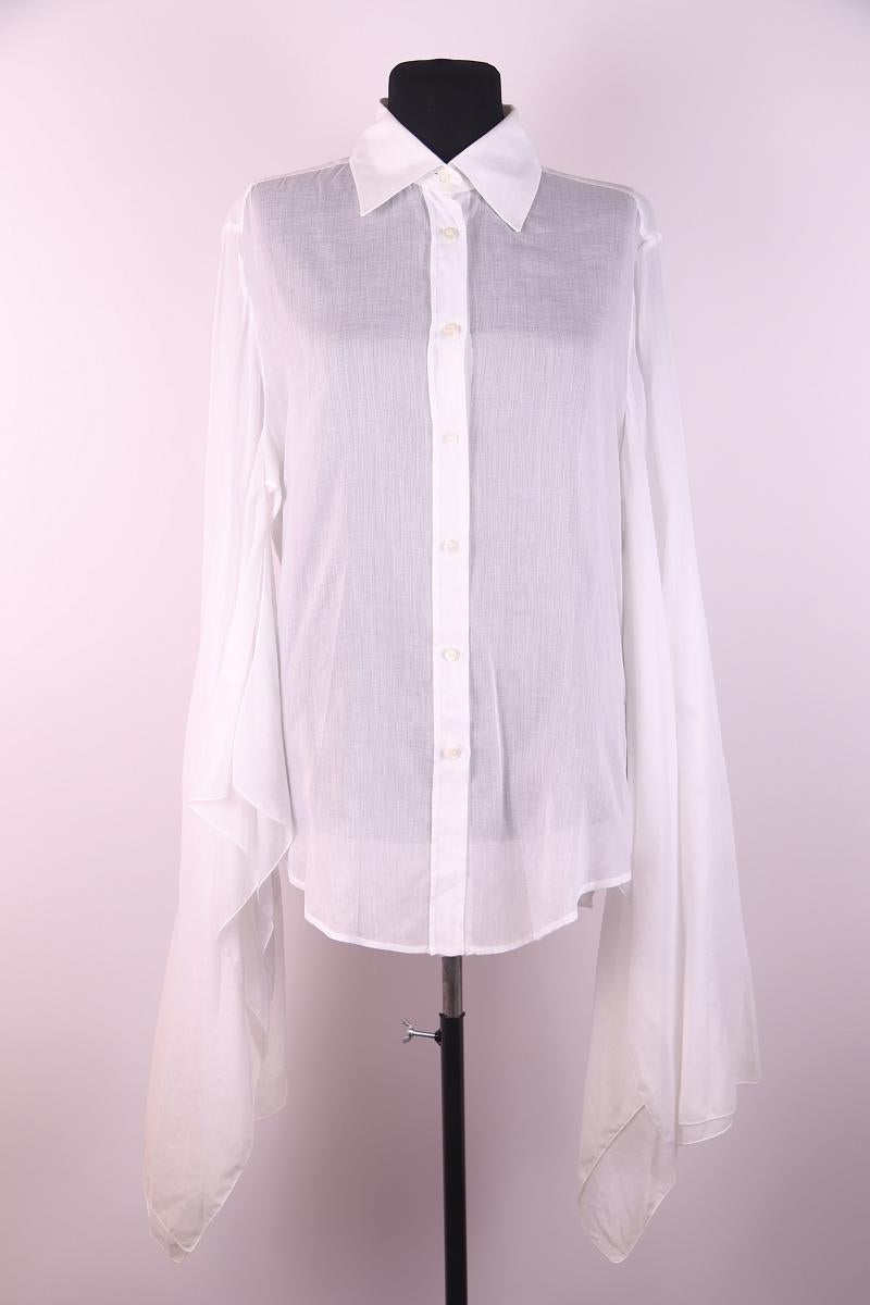 Camicia Gucci Tom Ford 2003 

100% cotone

taglia 44

ottime condizioni, ma ci sono due macchie appena percettibili, vedi foto 