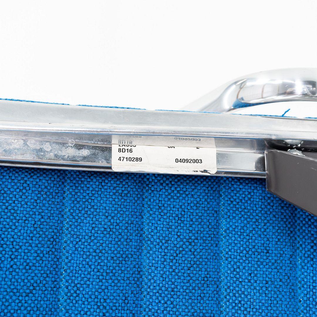 2003 Herman Miller Eames Alluminio Gruppo Gestione Sedie da Scrivania in Tessuto Blu in vendita 3