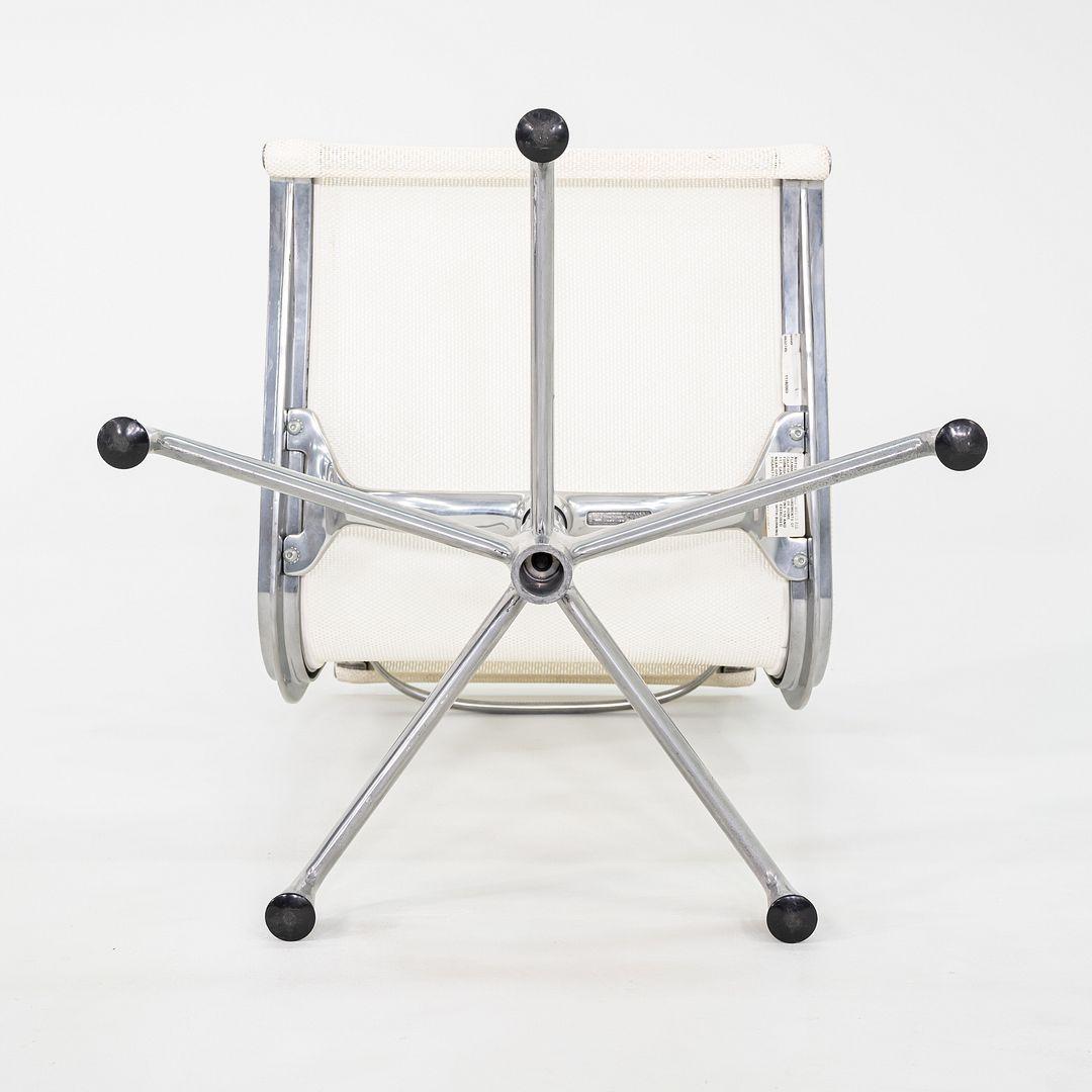 2003 Herman Miller Eames Aluminum Group Side Chair mit Geweihfuß aus weißem Mesh im Angebot 4