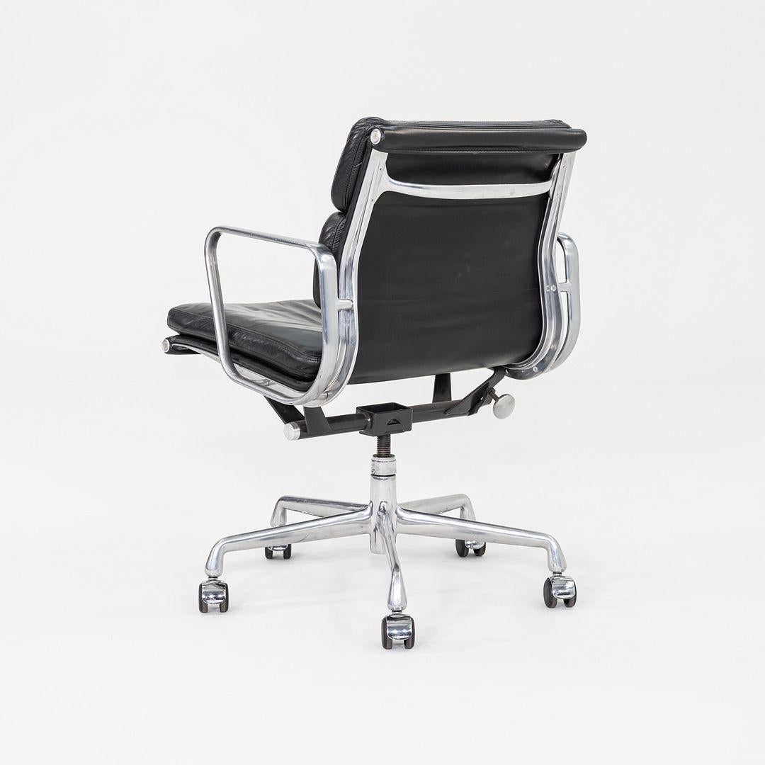 Contemporary 2003 Herman Miller Eames Soft Pad Management Desk Chair in Black Leather For Sale
