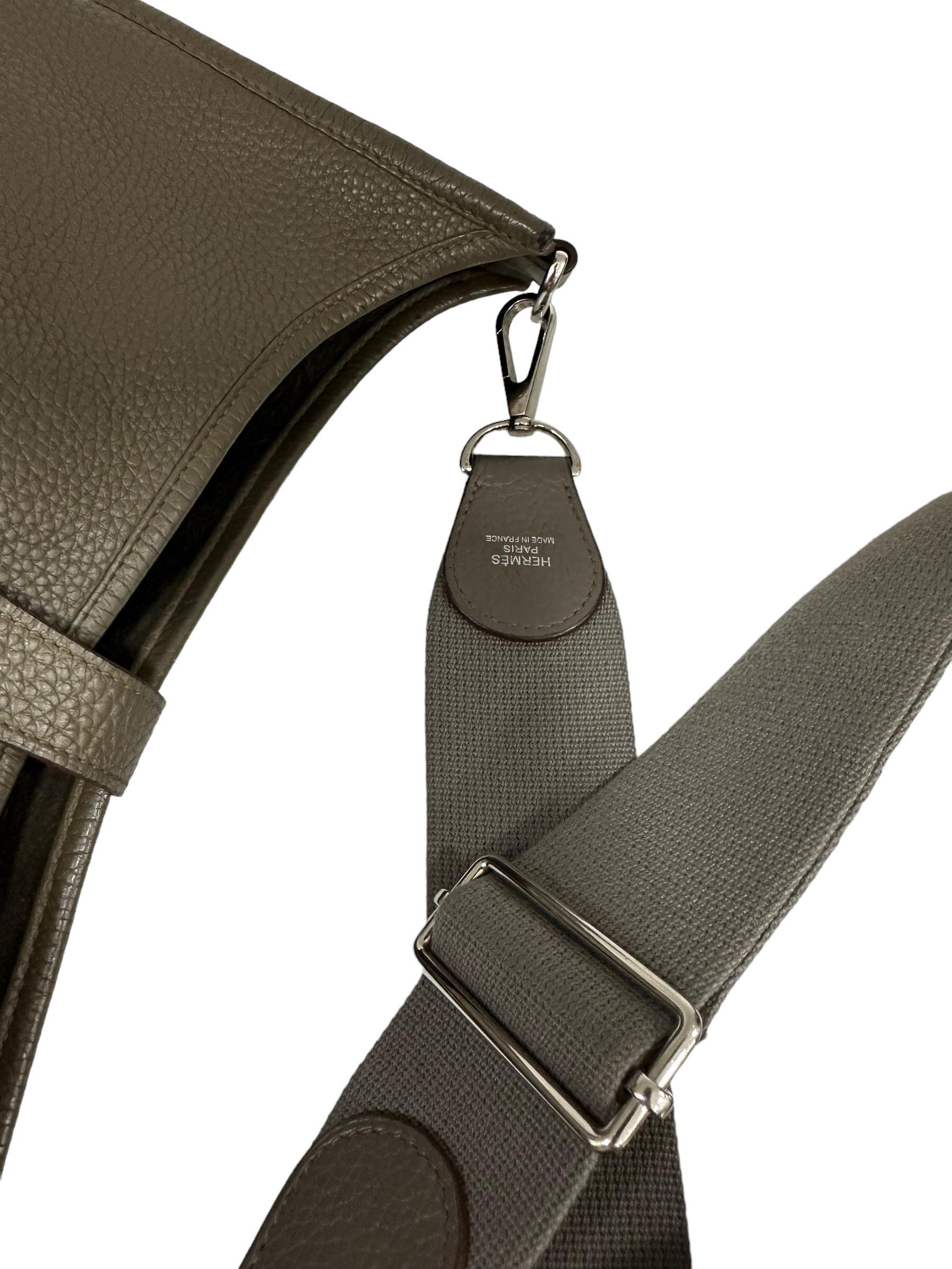 2003 Hermès Evelyne GM Ecorce Clemence Leather Shoulder Bag 8