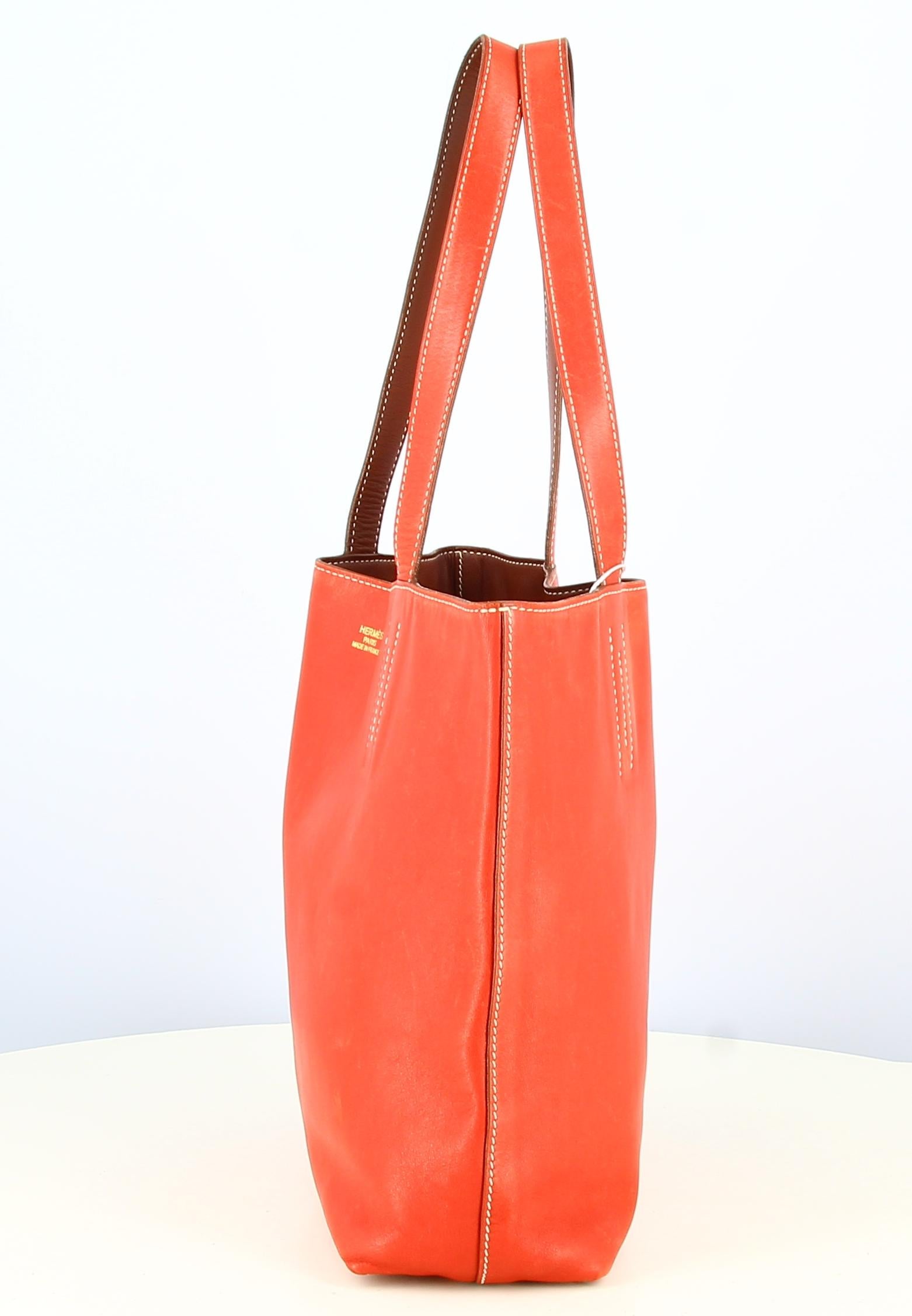 2003 Hermès Red Leather Handbag   Double sens In Good Condition For Sale In PARIS, FR