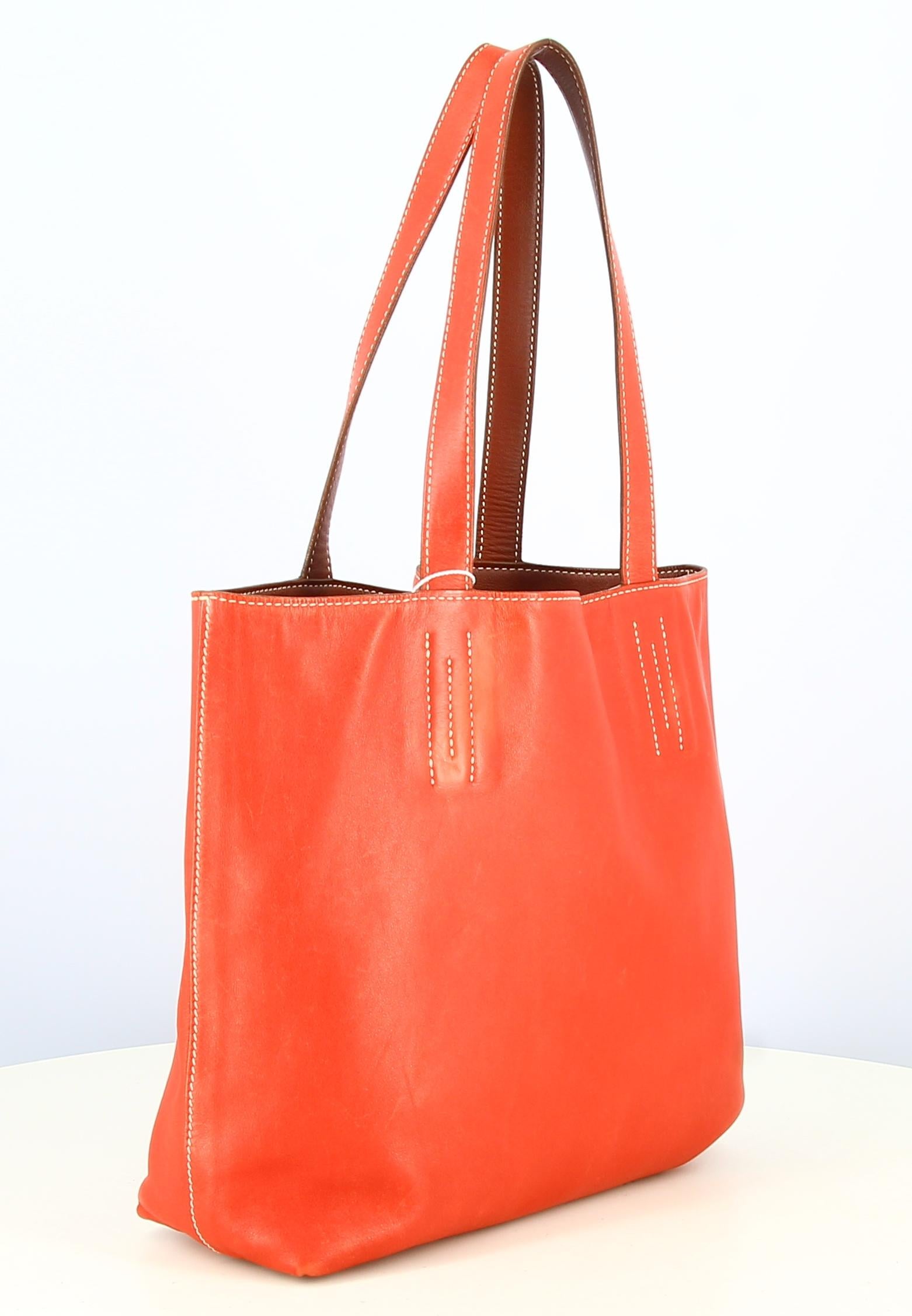 Women's 2003 Hermès Red Leather Handbag   Double sens For Sale