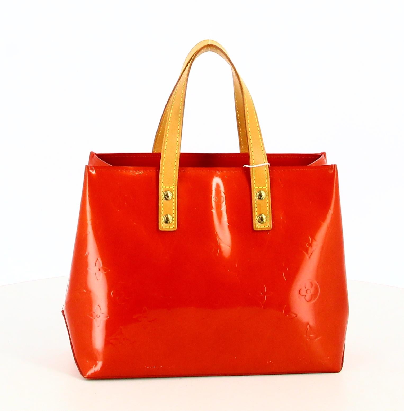 2003 Louis Vuitton Rote Vernis-Handtasche mit Monogramm im Angebot 2
