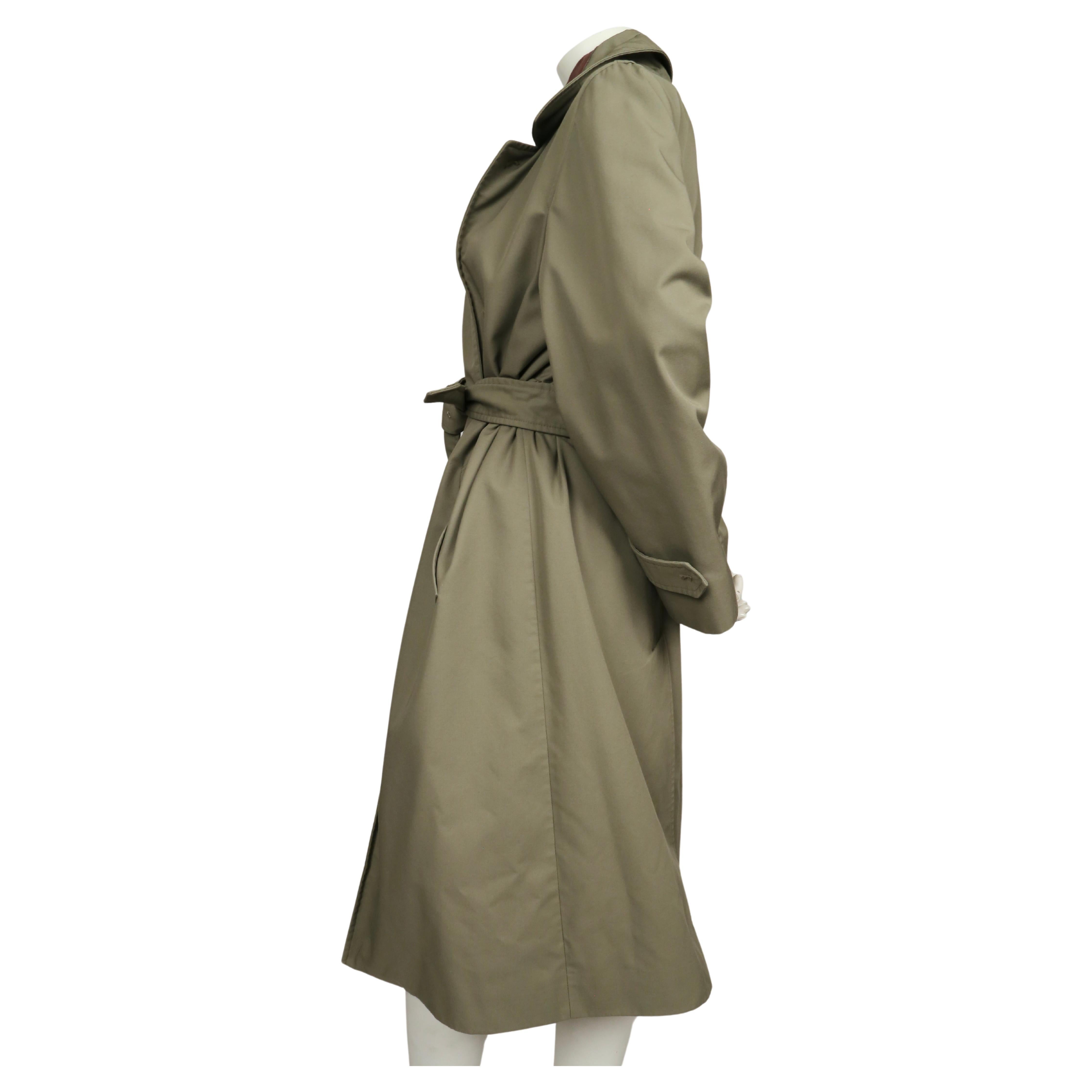 Women's 2003 MARGIELA RUNWAY trench coat with iridescent exposed lining and cut belt