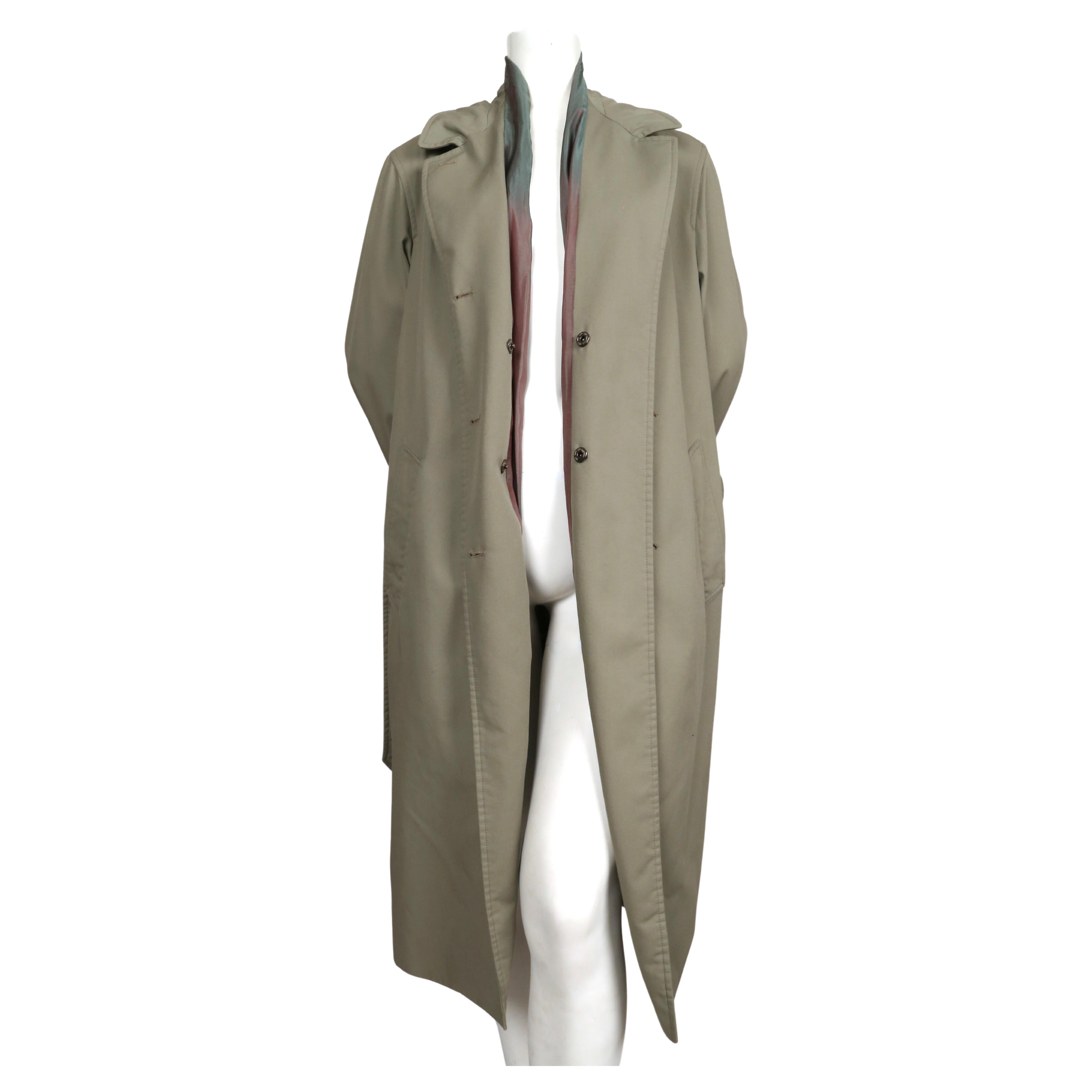 2003 MARGIELA RUNWAY trench coat with iridescent exposed lining and cut belt 2
