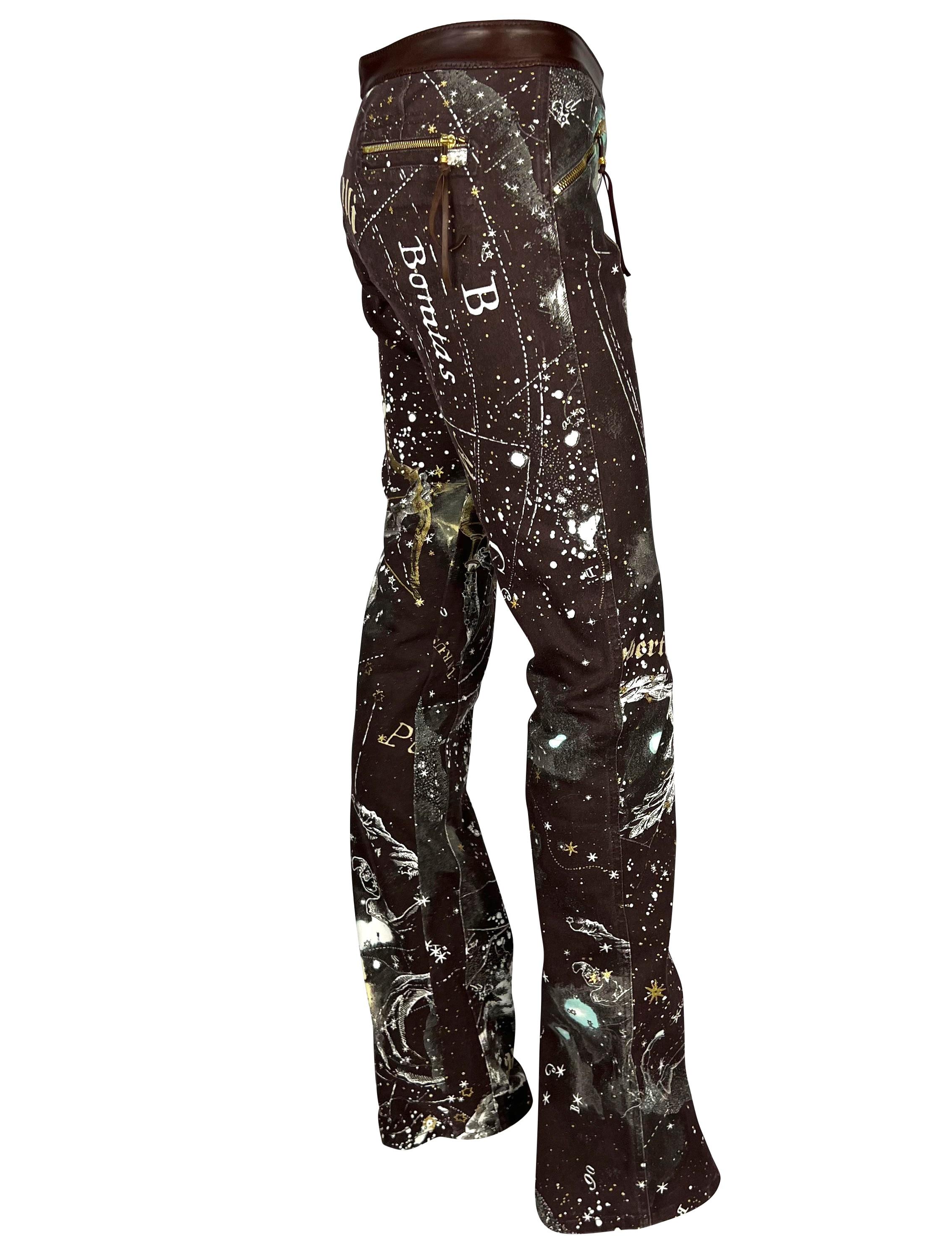 2003 Roberto Cavalli Astrology Logo Print Leather Trimmed Horoscope Jeans Pants In Excellent Condition In West Hollywood, CA