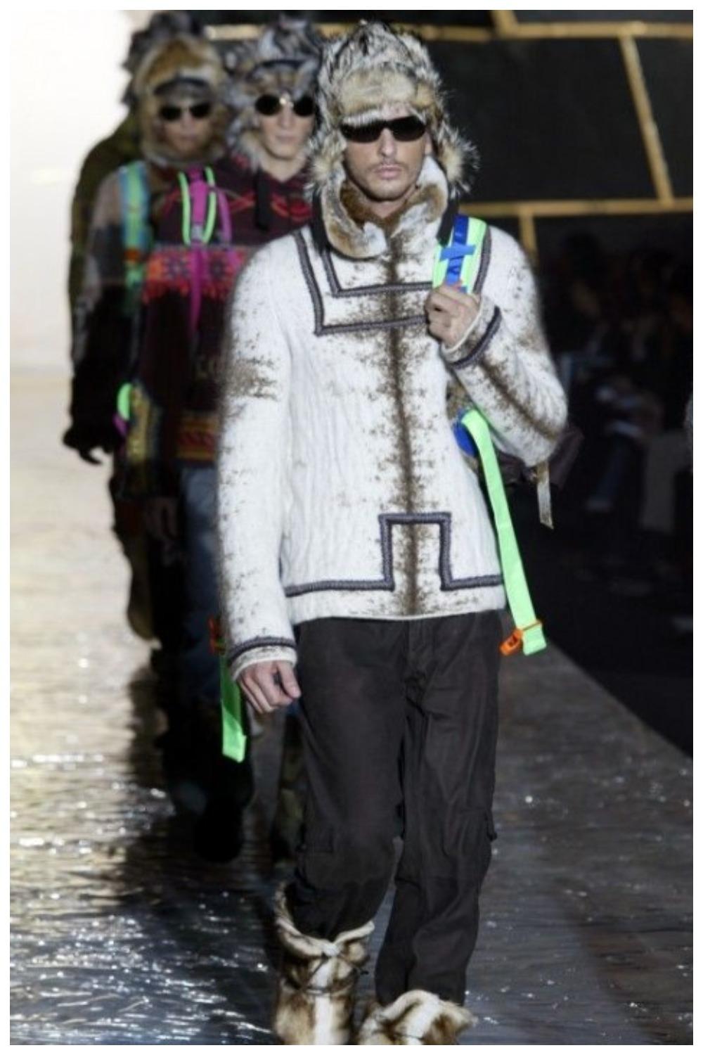2003 Roberto Cavalli übergroße Strickjacke AW 2003 im Angebot 1
