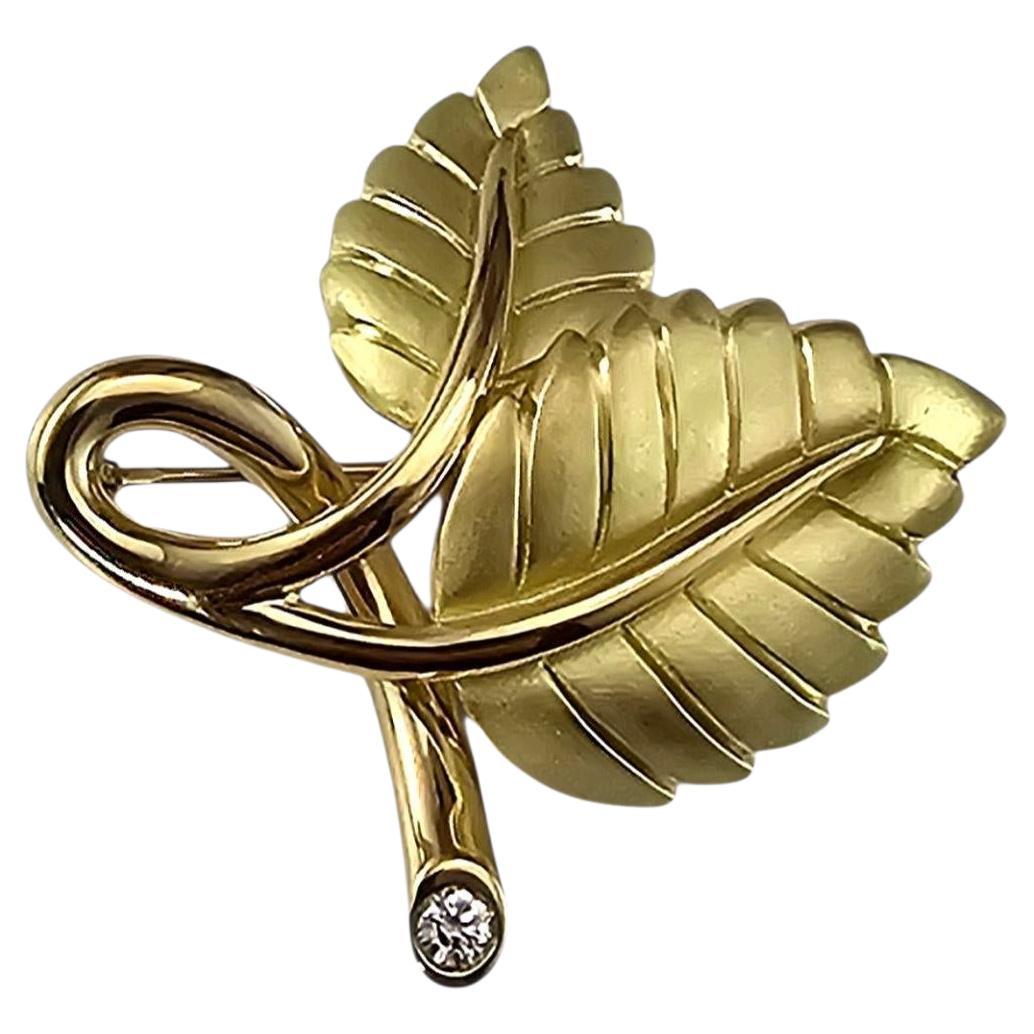 2003 Tiffany
Co. 18K Yellow Gold and Diamond Leaf Brooch/Pin #23730