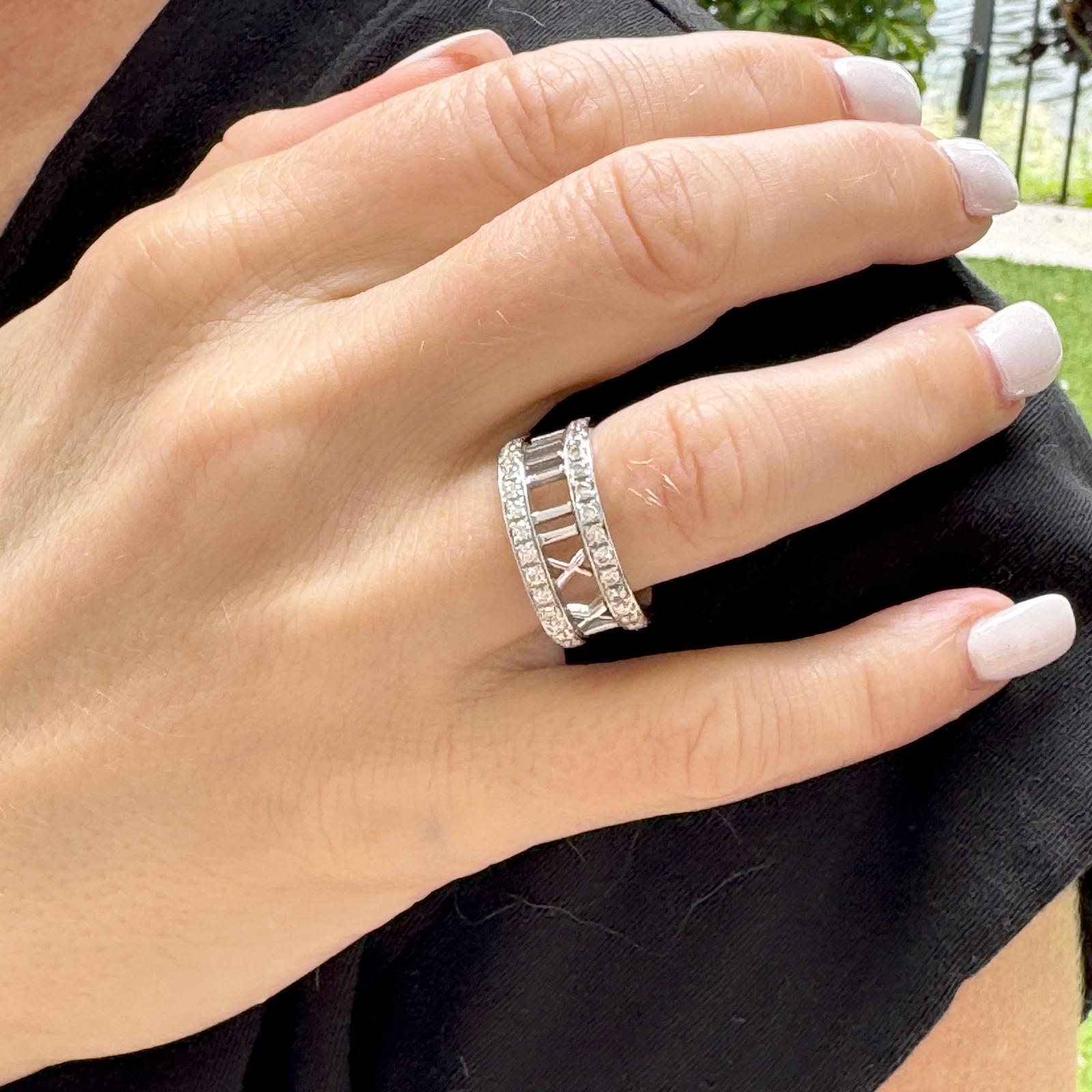 Women's 2003 Tiffany & Co. Atlas 18 Karat White Gold Diamond Band Ring Italy Size 7