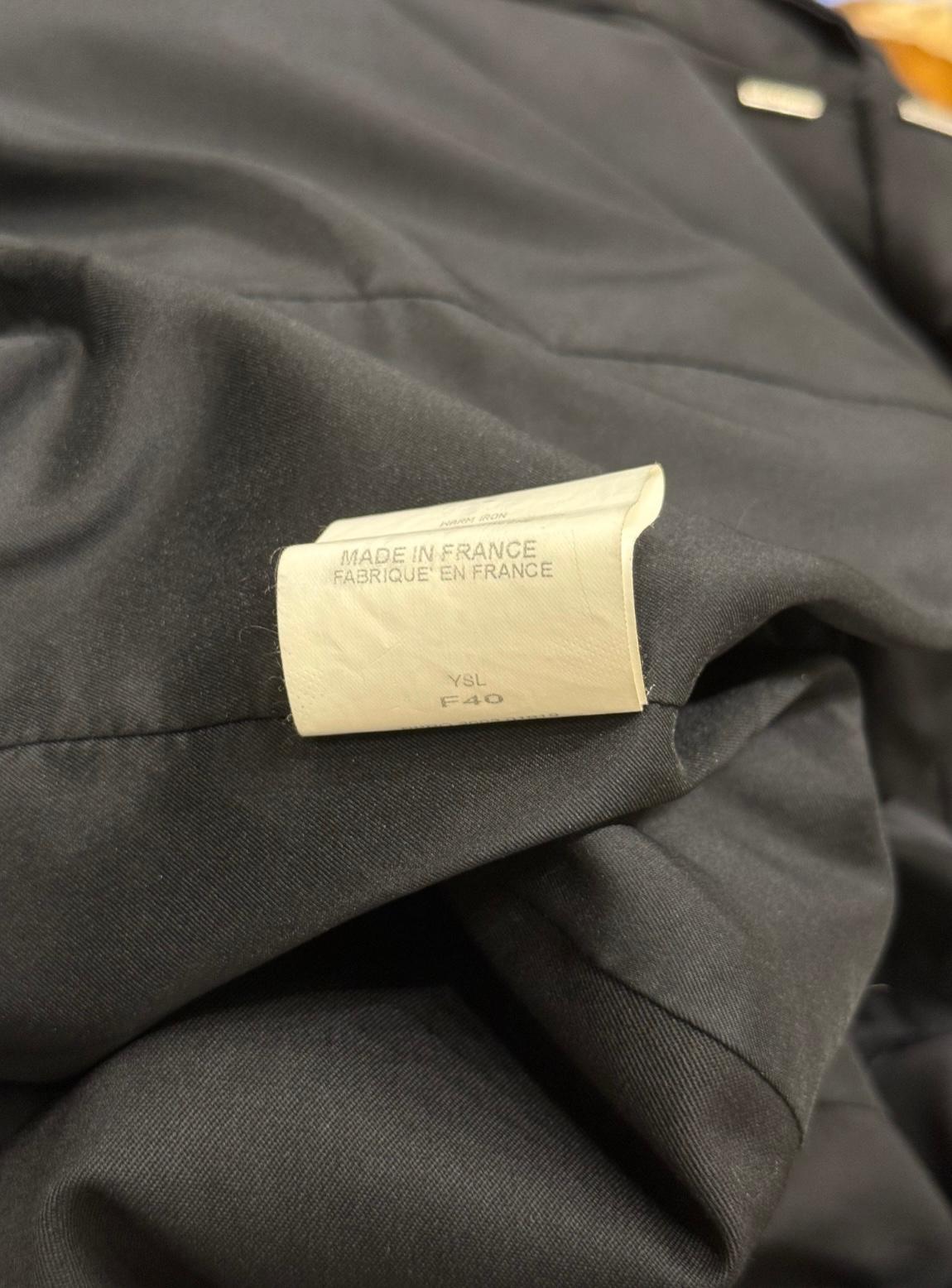 2003 Yves Saint Laurent by Tom Ford runway ruffle jacket (veste à volants) en vente 6