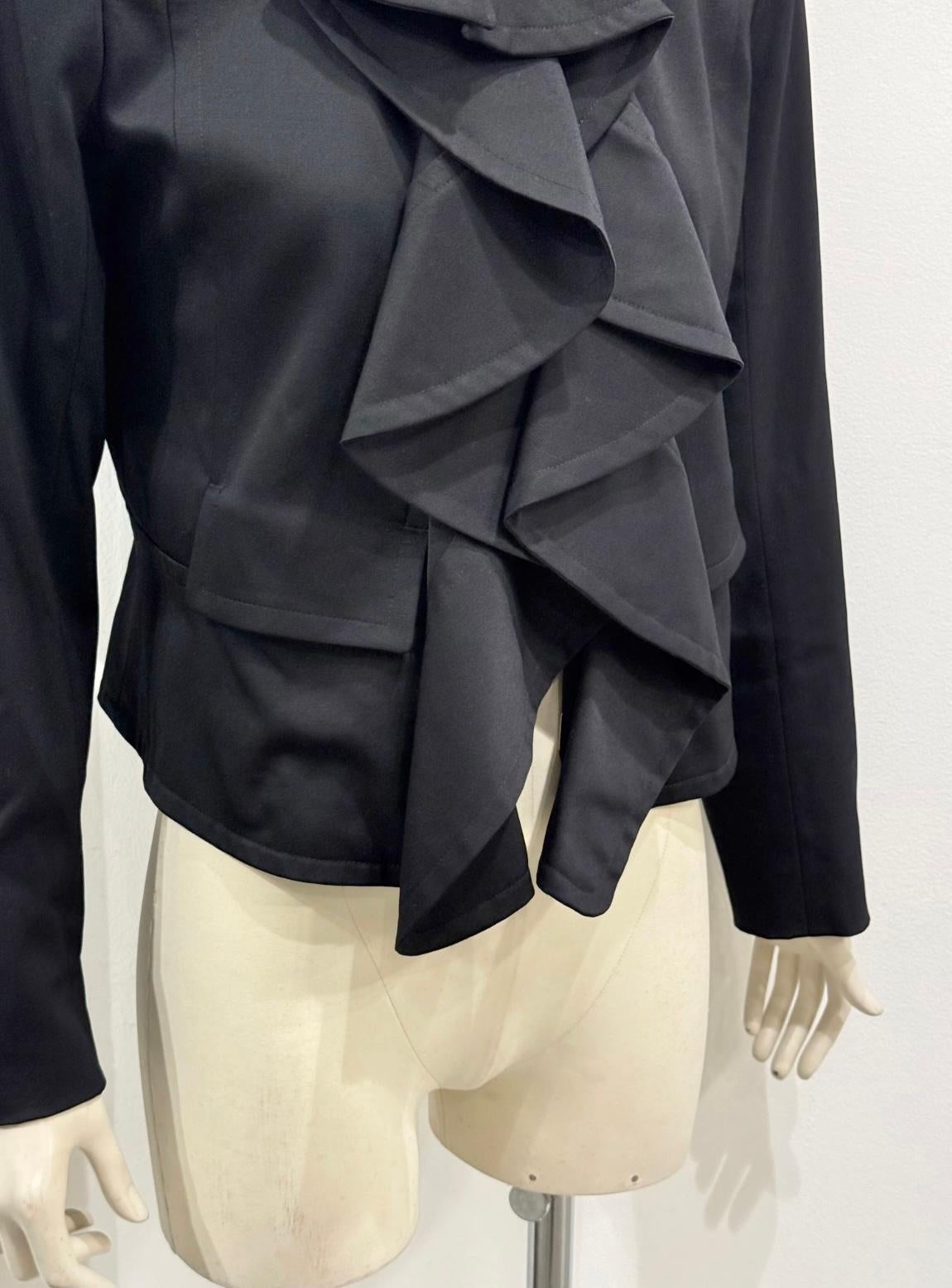 Black 2003 Yves Saint Laurent by Tom Ford runway ruffle jacket (veste à volants) en vente