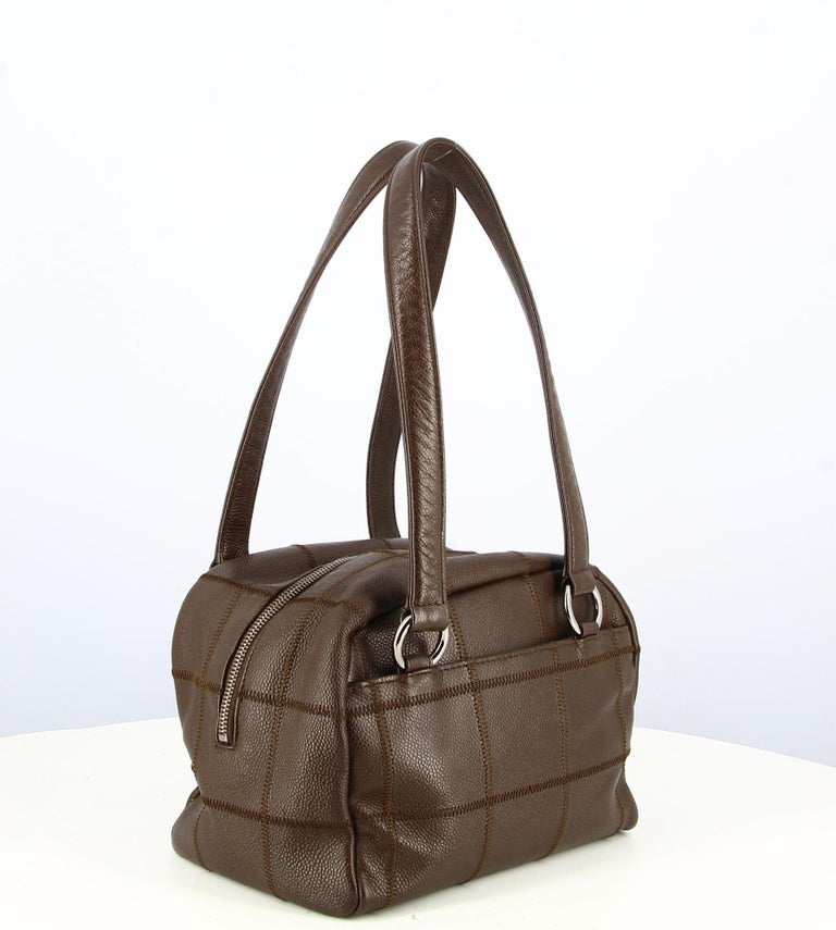 2004-2005 Chanel Handbag Brown Leather For Sale at 1stDibs