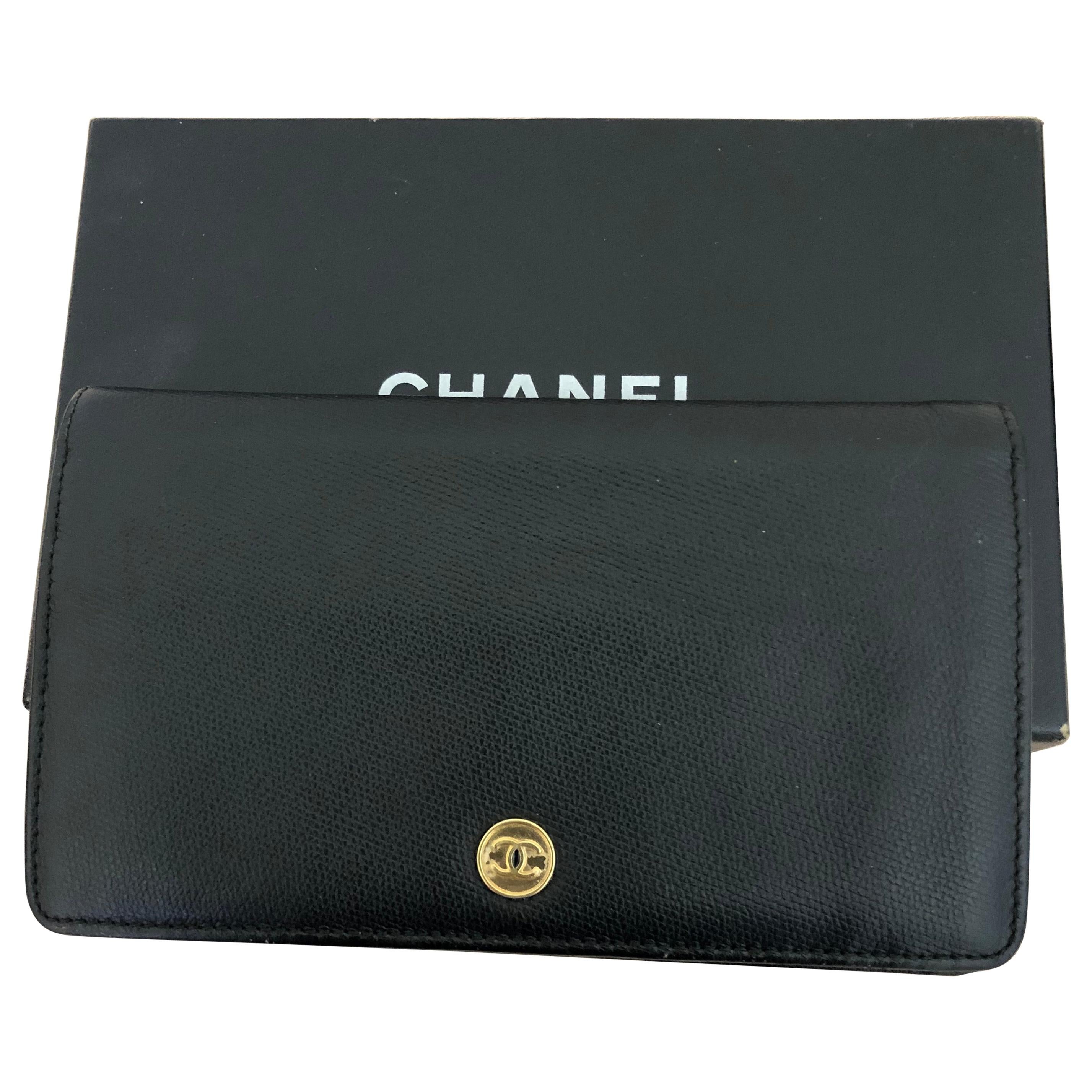 2004-5 Chanel Black Coco Button Bi-Fold Caviar Long Wallet w/Box