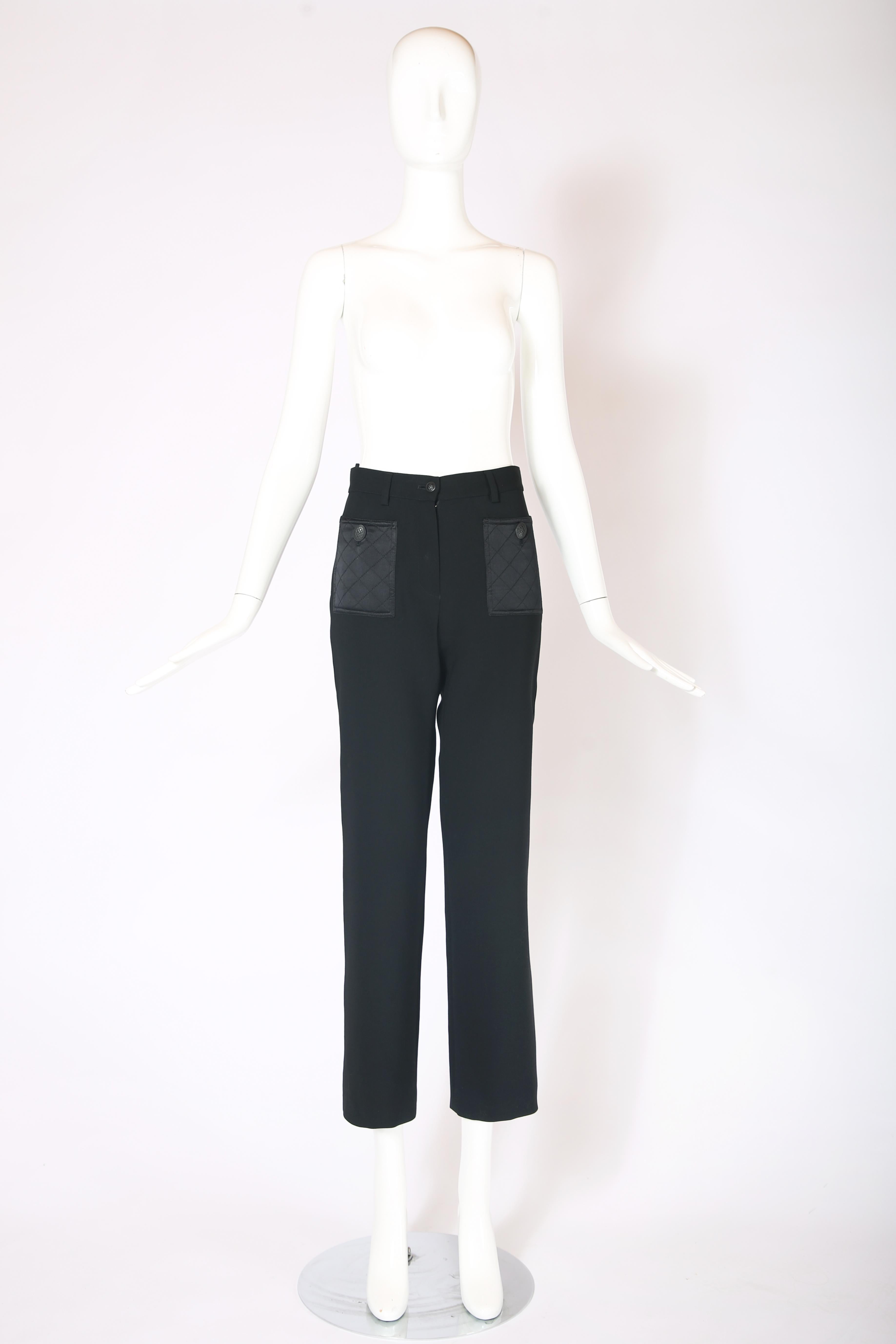 2004 A/H Chanel Black Wool Stretch Pants w/Quilted Satin Hip Pockets In Excellent Condition For Sale In Studio City, CA