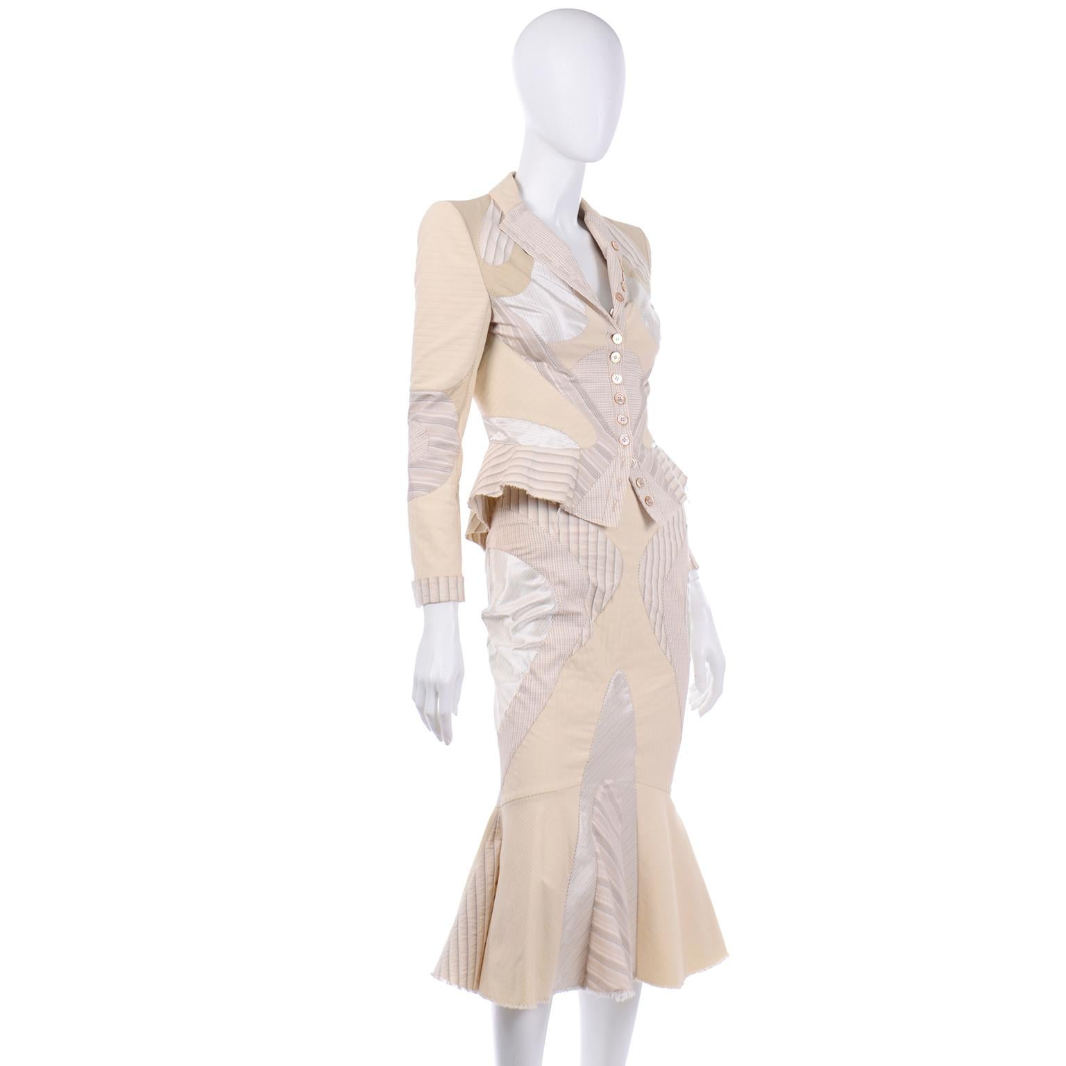 2004  Alexander McQueen - Costume jupe et veste patchwork de défilé en vente 3