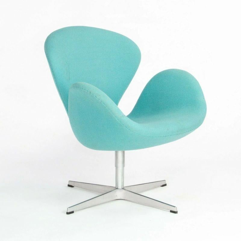 Modern 2004 Arne Jacobsen Swan Chairs by Fritz Hansen in Turquoise Hopsack Fabric For Sale