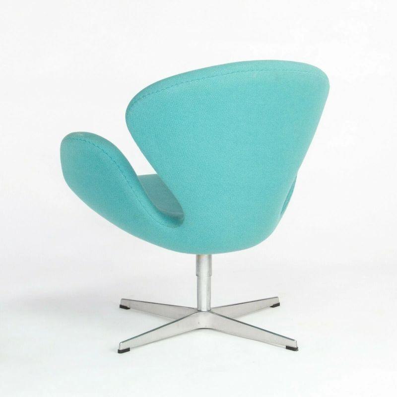 Metal 2004 Arne Jacobsen Swan Chairs by Fritz Hansen in Turquoise Hopsack Fabric For Sale