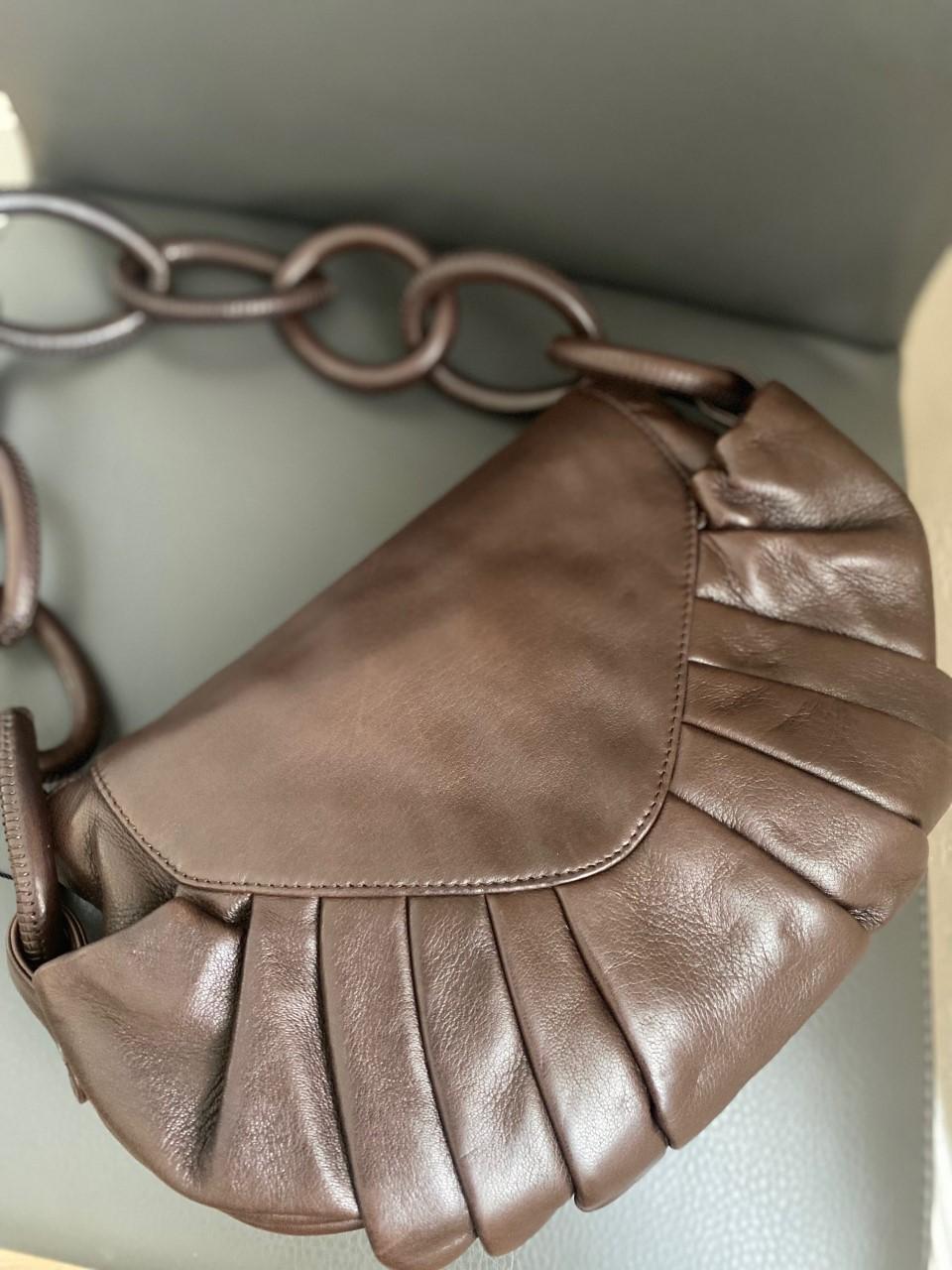Brown 2004 brown Lambskin leather pleated rings hobo shoulder bag For Sale