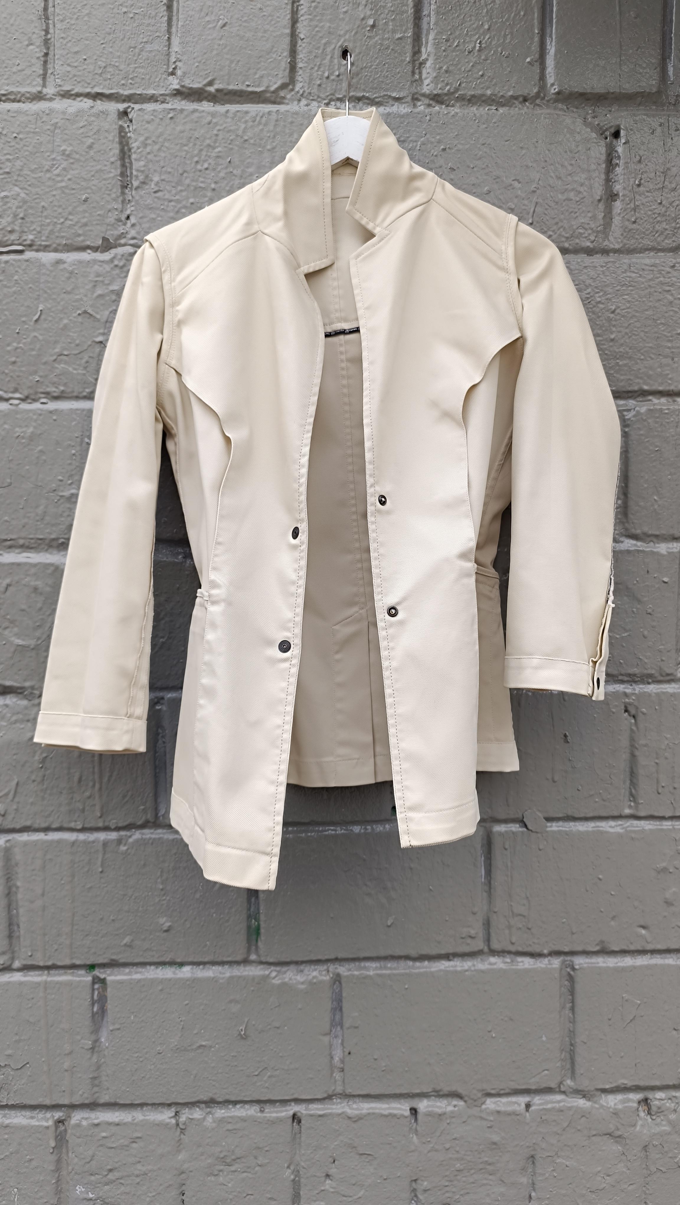 2004 CHANEL 04P Sports Line Nylon Jacket White Ivory P22996V13528 For Sale 8