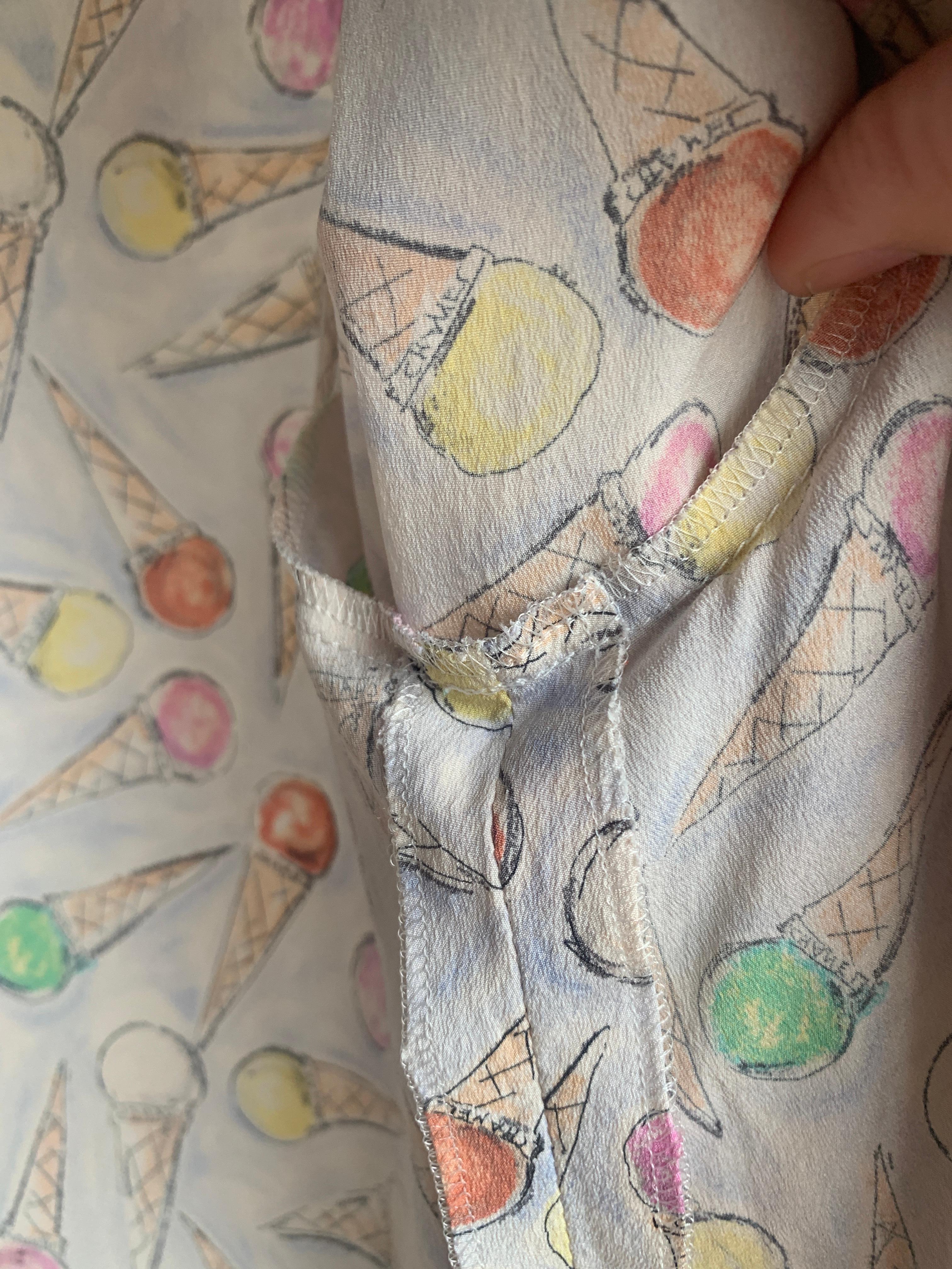 2004 Chanel Resort 2004 Chemisier imprimé cônes de glace Jennie Blackpink en vente 9