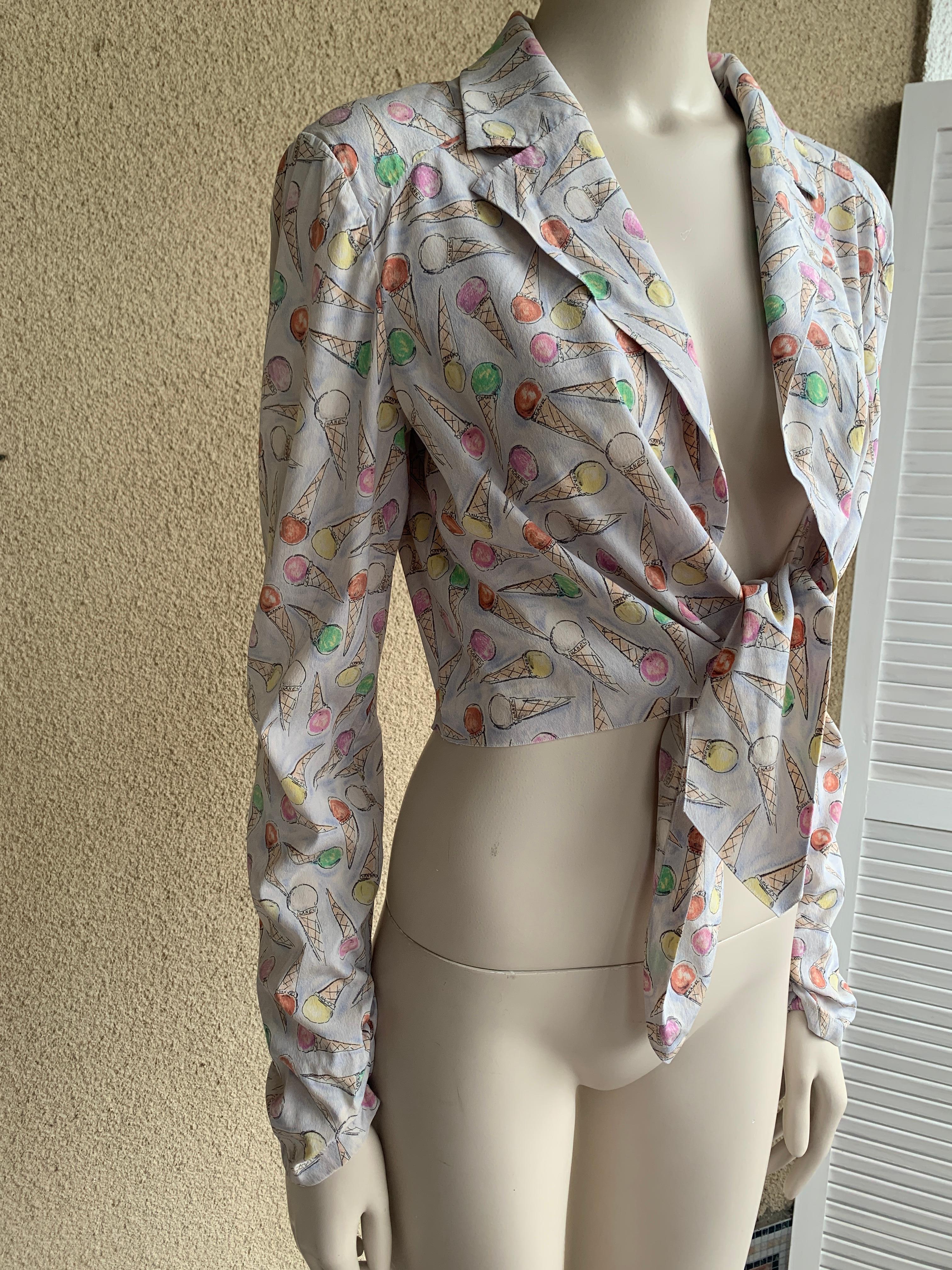 2004 Chanel Resort 2004 Chemisier imprimé cônes de glace Jennie Blackpink en vente 11