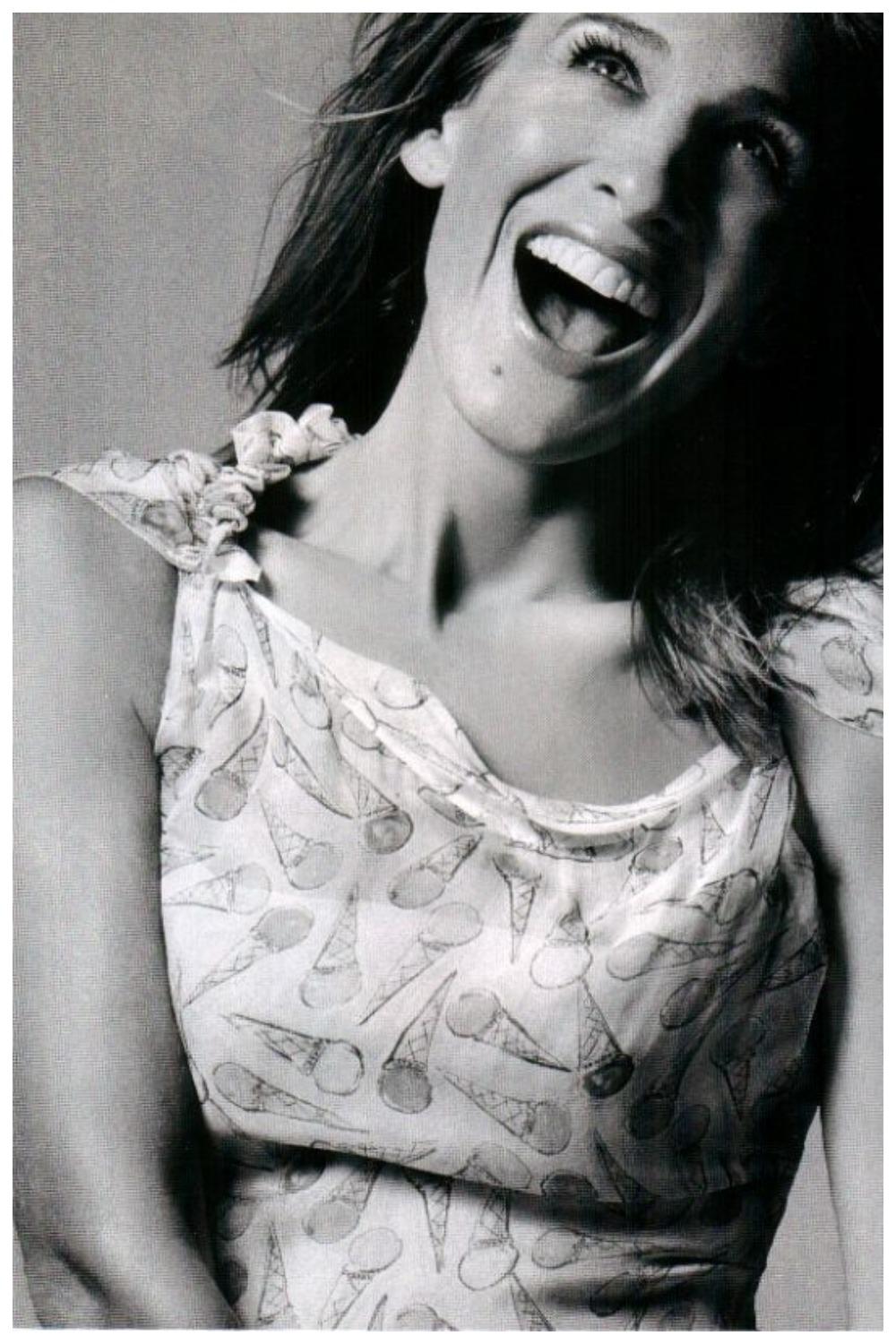 2004 Chanel Resort 2004 Chemisier imprimé cônes de glace Jennie Blackpink Pour femmes en vente