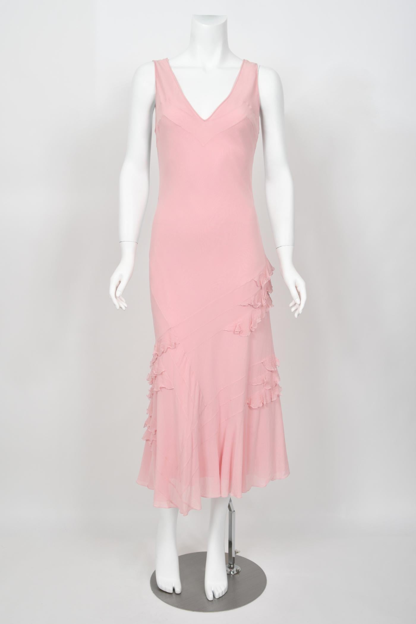 De las mujeres 2004 Christian Dior by John Galliano Vestido de seda rosa con volantes y corte al bies en venta