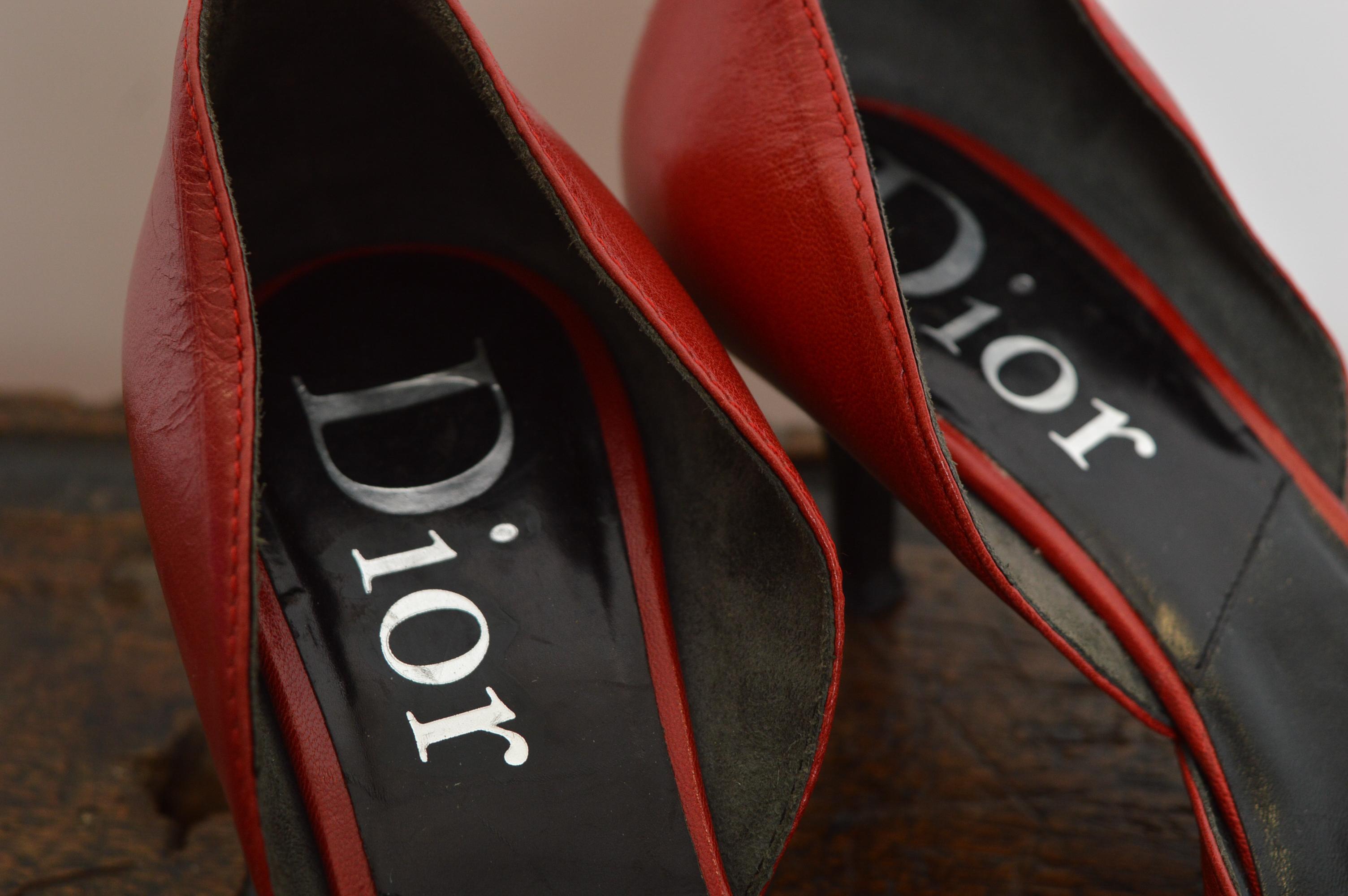 2004 Christian Dior Galliano D’Trick Red Leather Leopard Pointed Kitten Heels For Sale 1