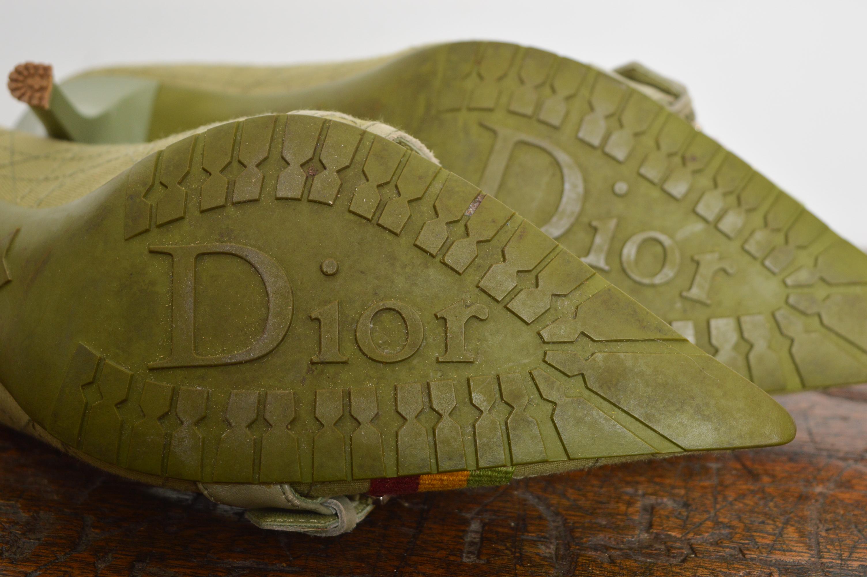2004 Christian Dior John Galliano Green Rasta Cannage Court Shoes Pointed Heels For Sale 13