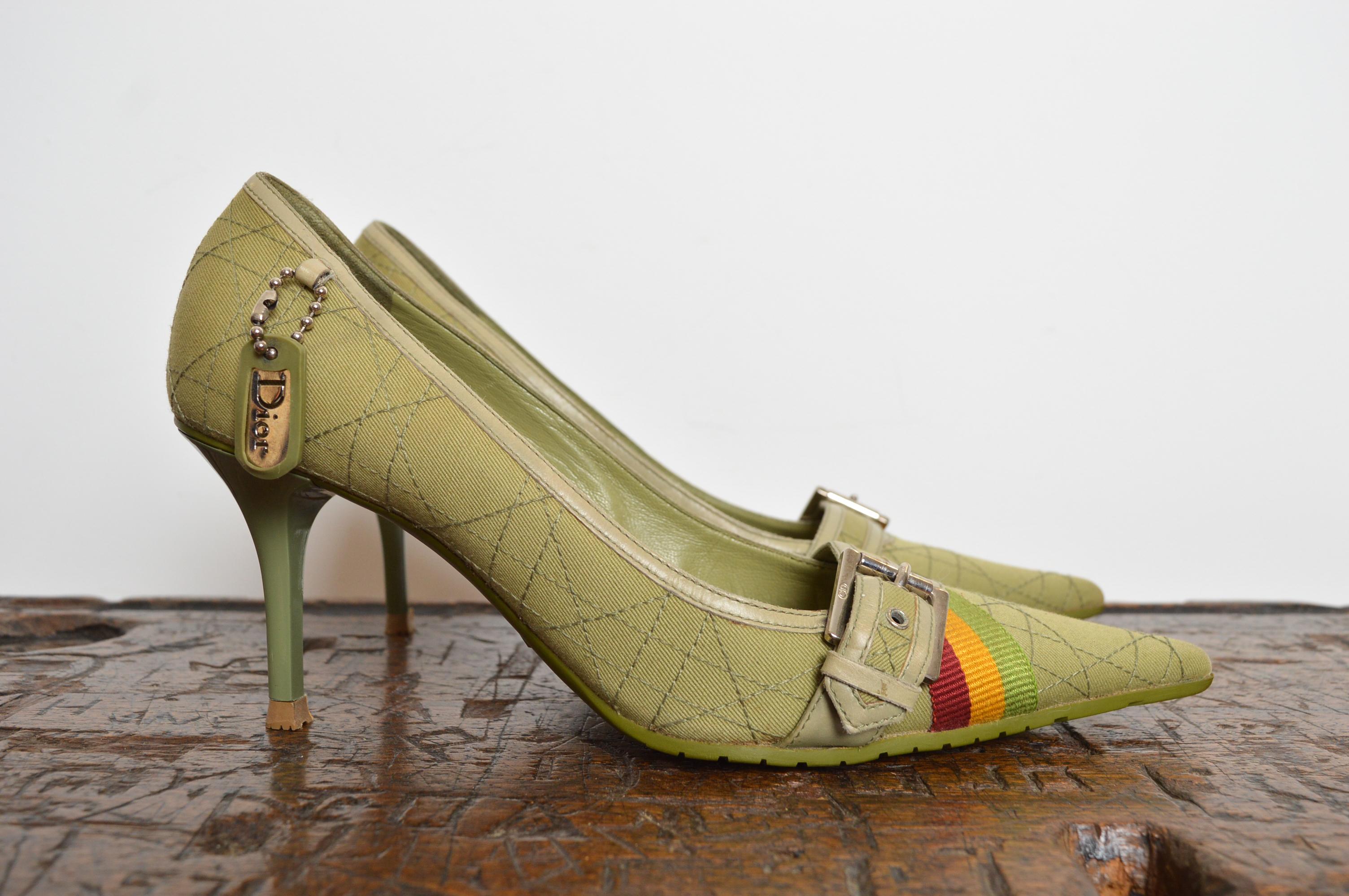 Brown 2004 Christian Dior John Galliano Green Rasta Cannage Court Shoes Pointed Heels For Sale