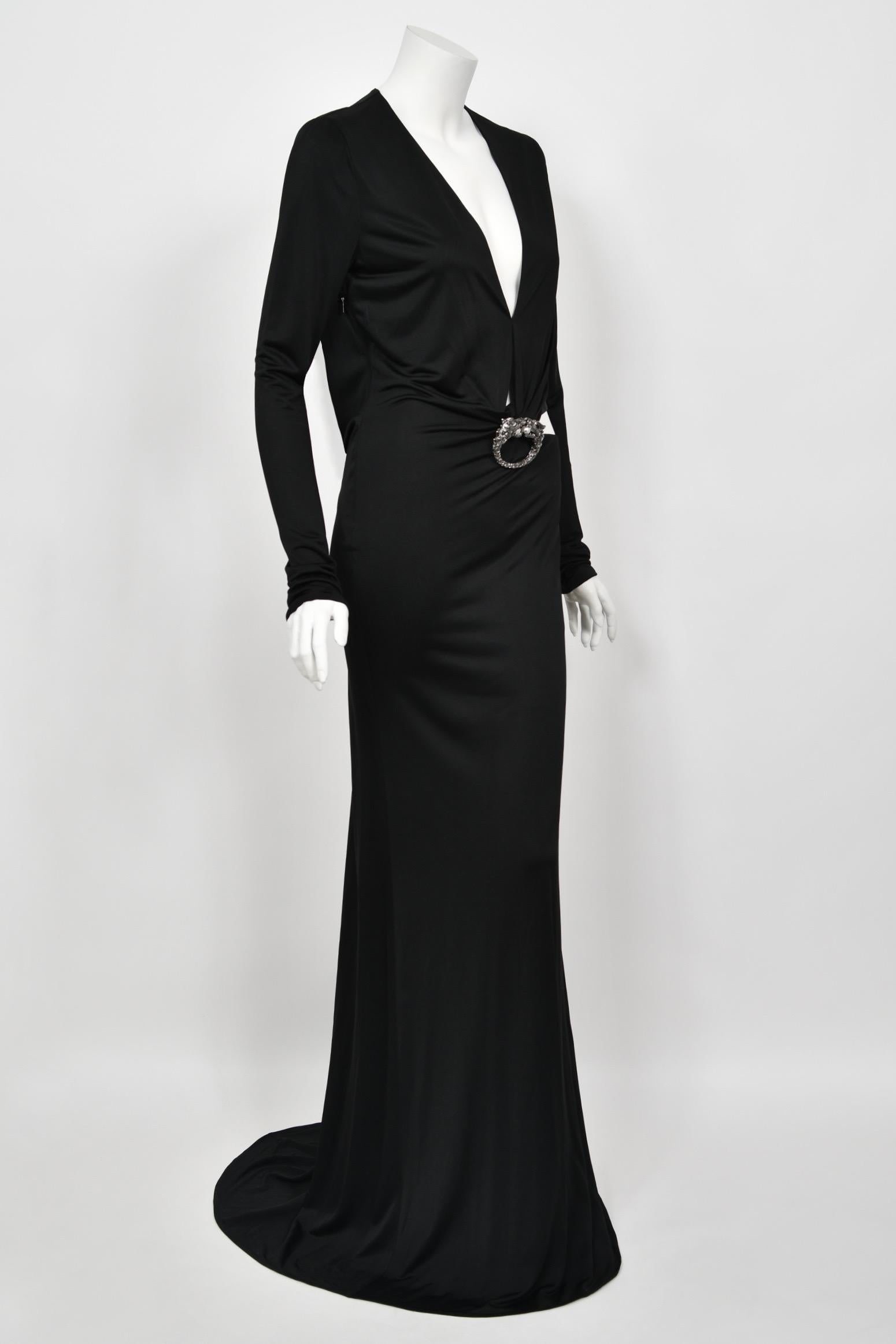 2004 Gucci by Tom Ford Black Silk Jersey Plunge Long Sleeve Cut-Out Finale Gown 8
