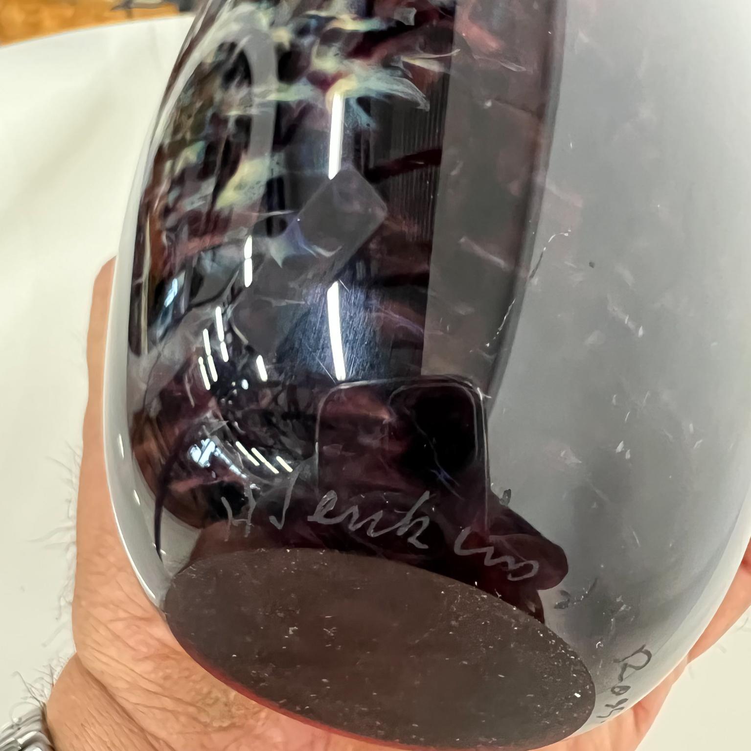 Vase d'art en verre d'Hawaï Big Island rouge et noir Hugh Jenkins + S. Ross, 2004 en vente 4