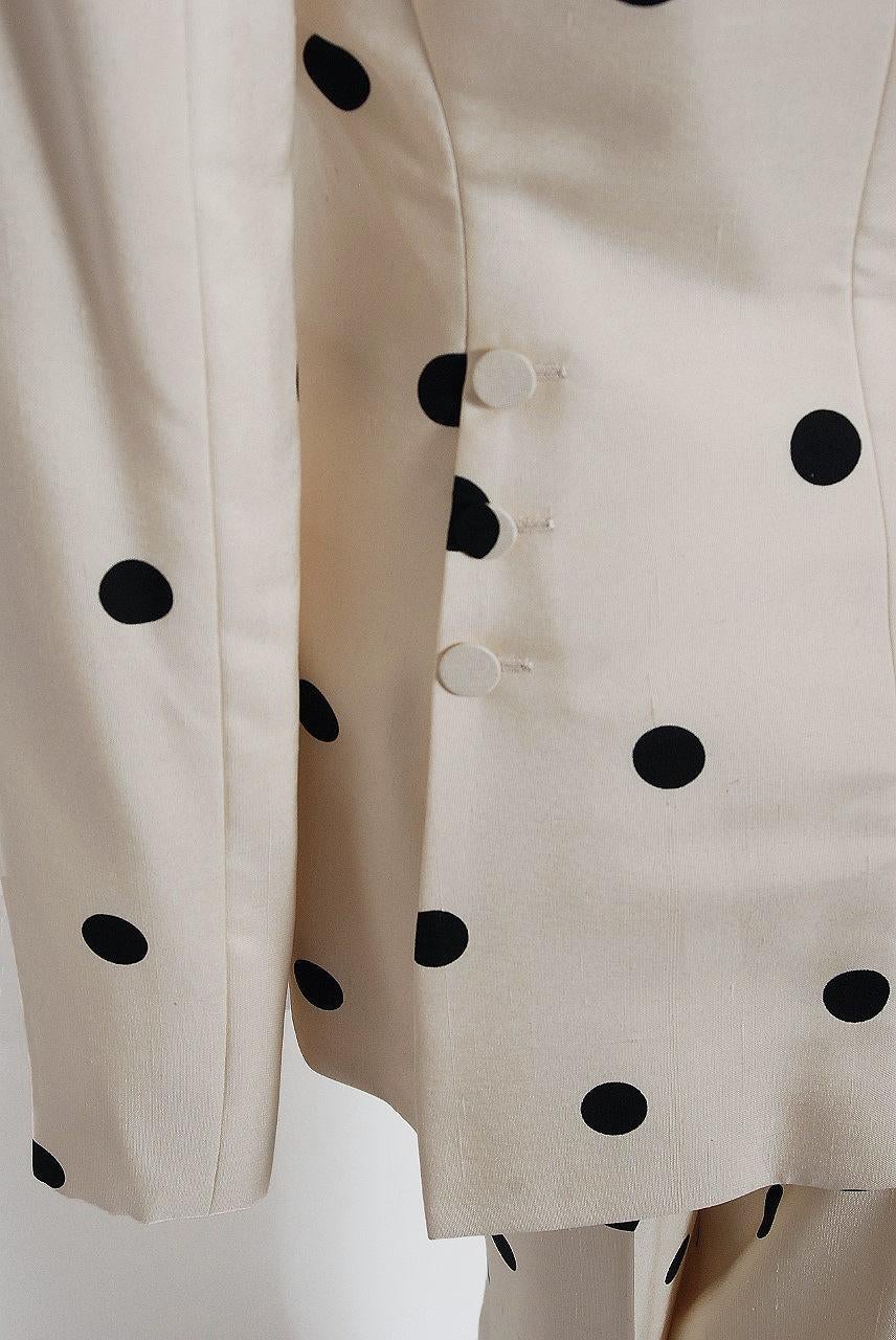 2004 Jean-Louis Scherrer Couture Ivory Polka Dot Silk Split-Sleeve Jacket Suit 8